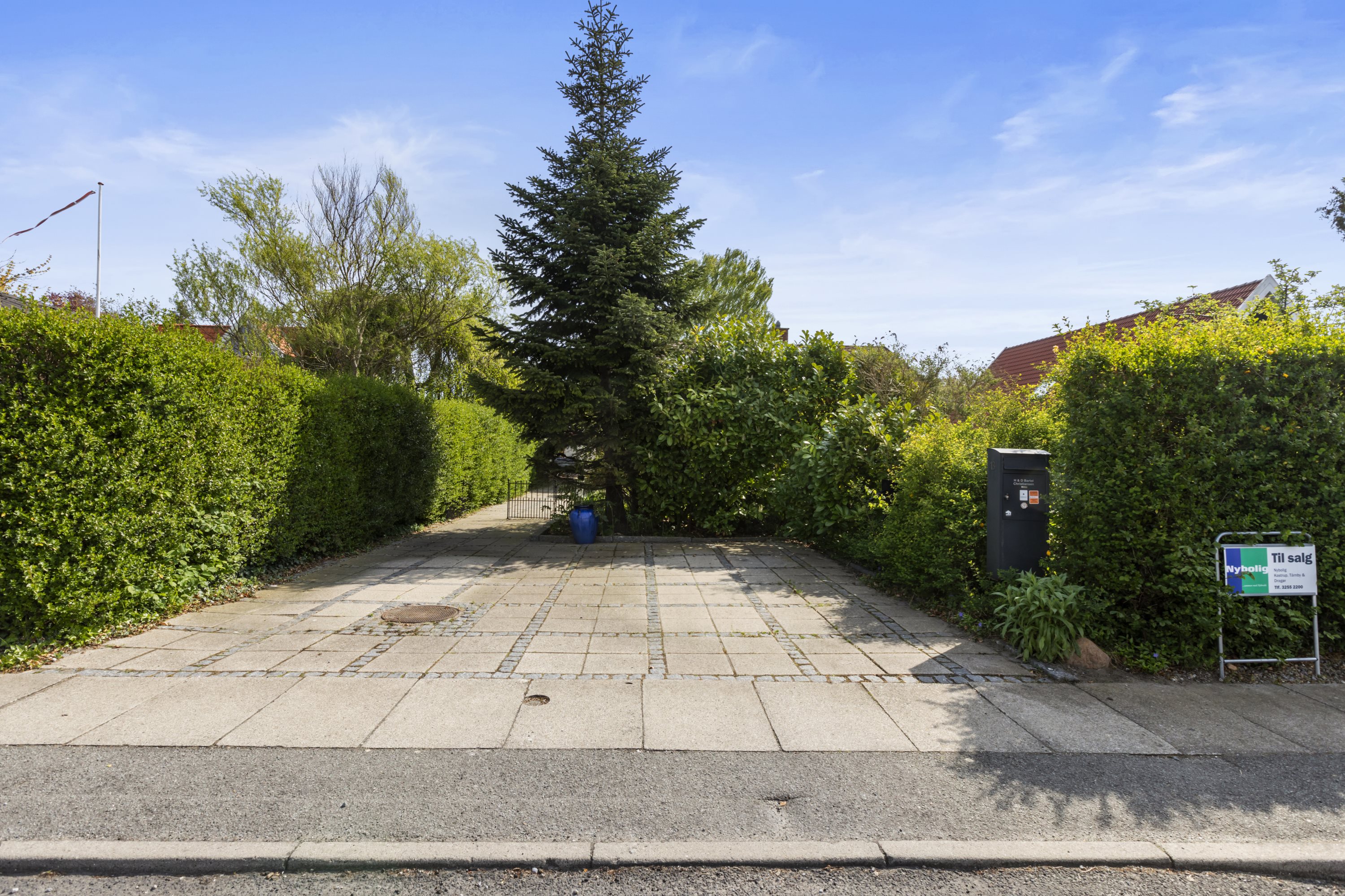 Fremhævet  billede i fuldskærmstilstand. Billede af Sophus Falcks Alle 13, 2791 Dragør