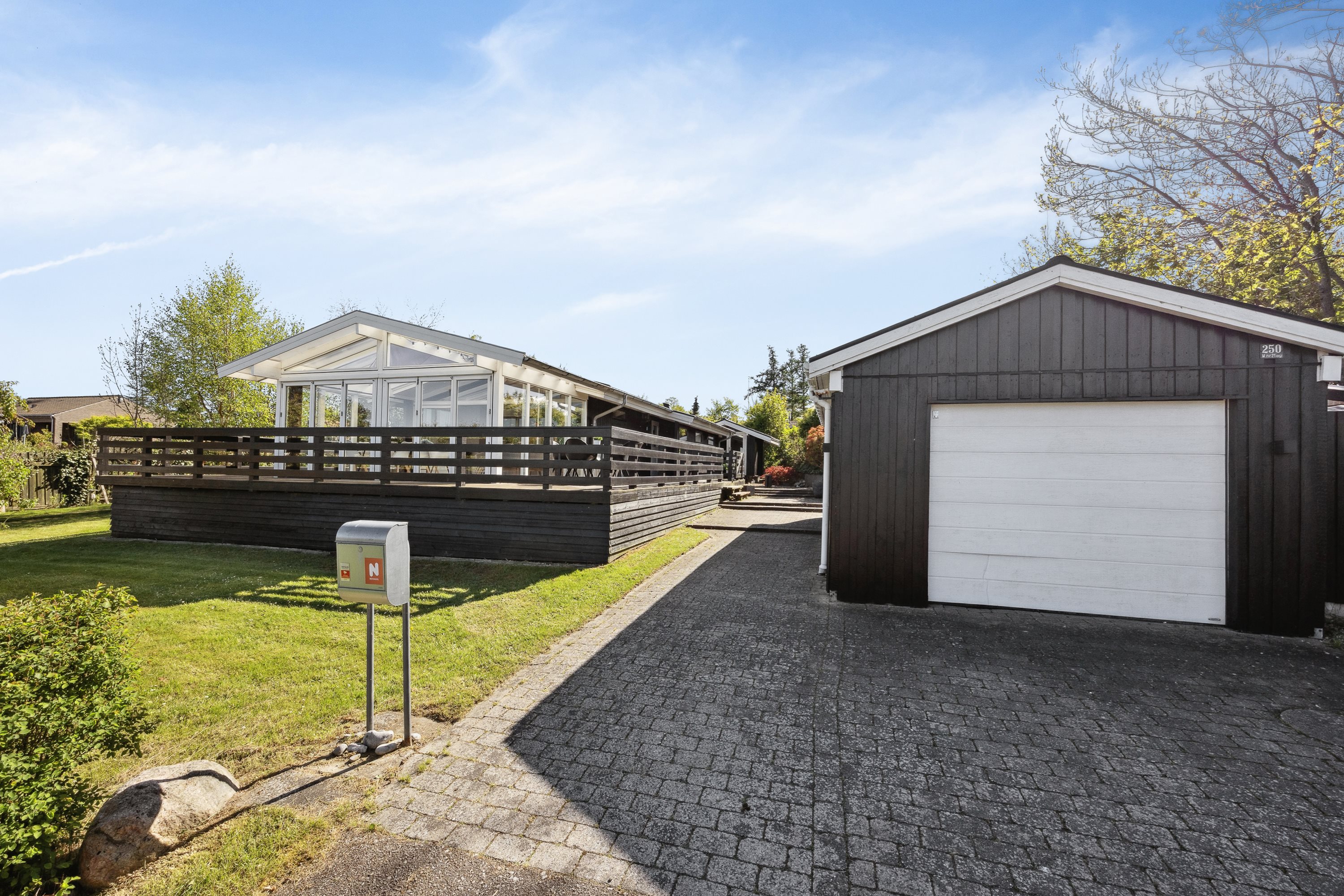 Miniaturebillede 1: ejendom 1. Billede af Brinken 250, 4671 Strøby