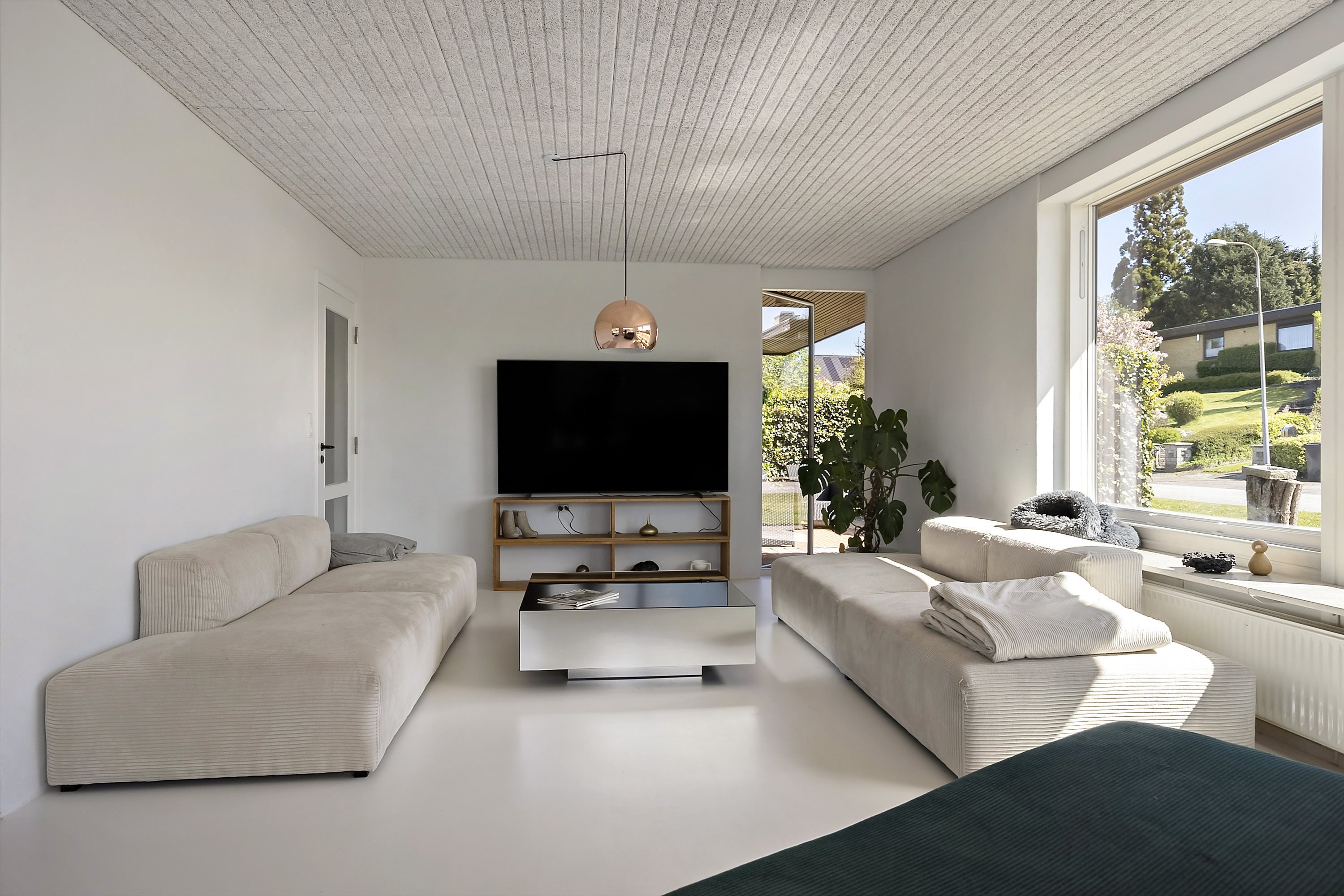 Fremhævet stue billede i fuldskærmstilstand. Billede af Gamle Kongevej 88, 6200 Aabenraa