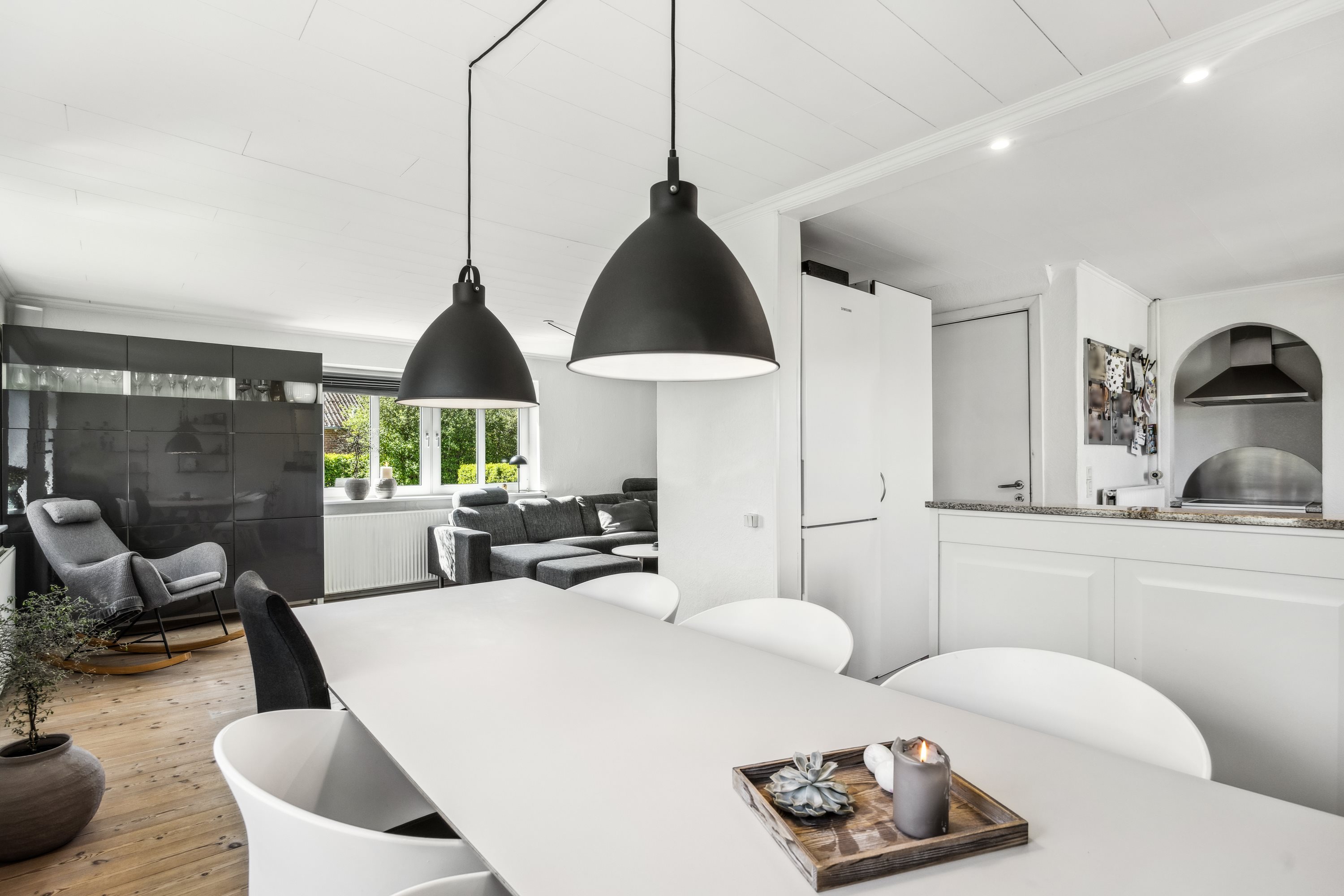 Fremhævet køkken billede i fuldskærmstilstand. Billede af Bakkelyvej 6B, 9380 Vestbjerg