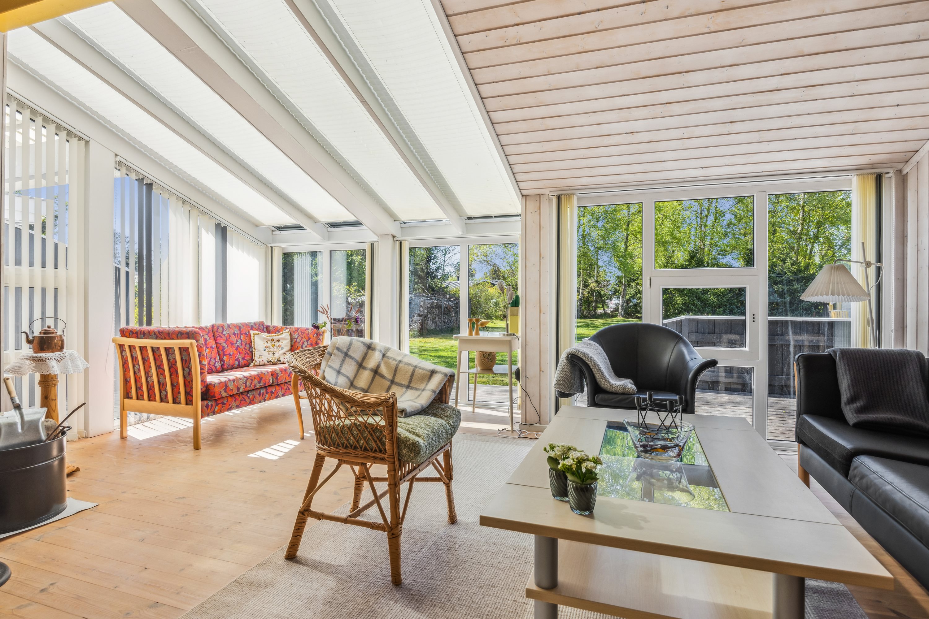 Fremhævet stue billede i fuldskærmstilstand. Billede af Sommervej 30, 9370 Hals