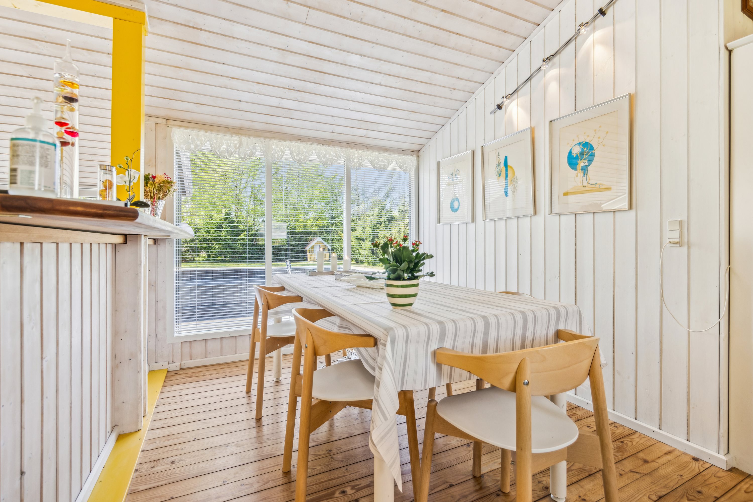 Fremhævet køkken billede i fuldskærmstilstand. Billede af Sommervej 30, 9370 Hals