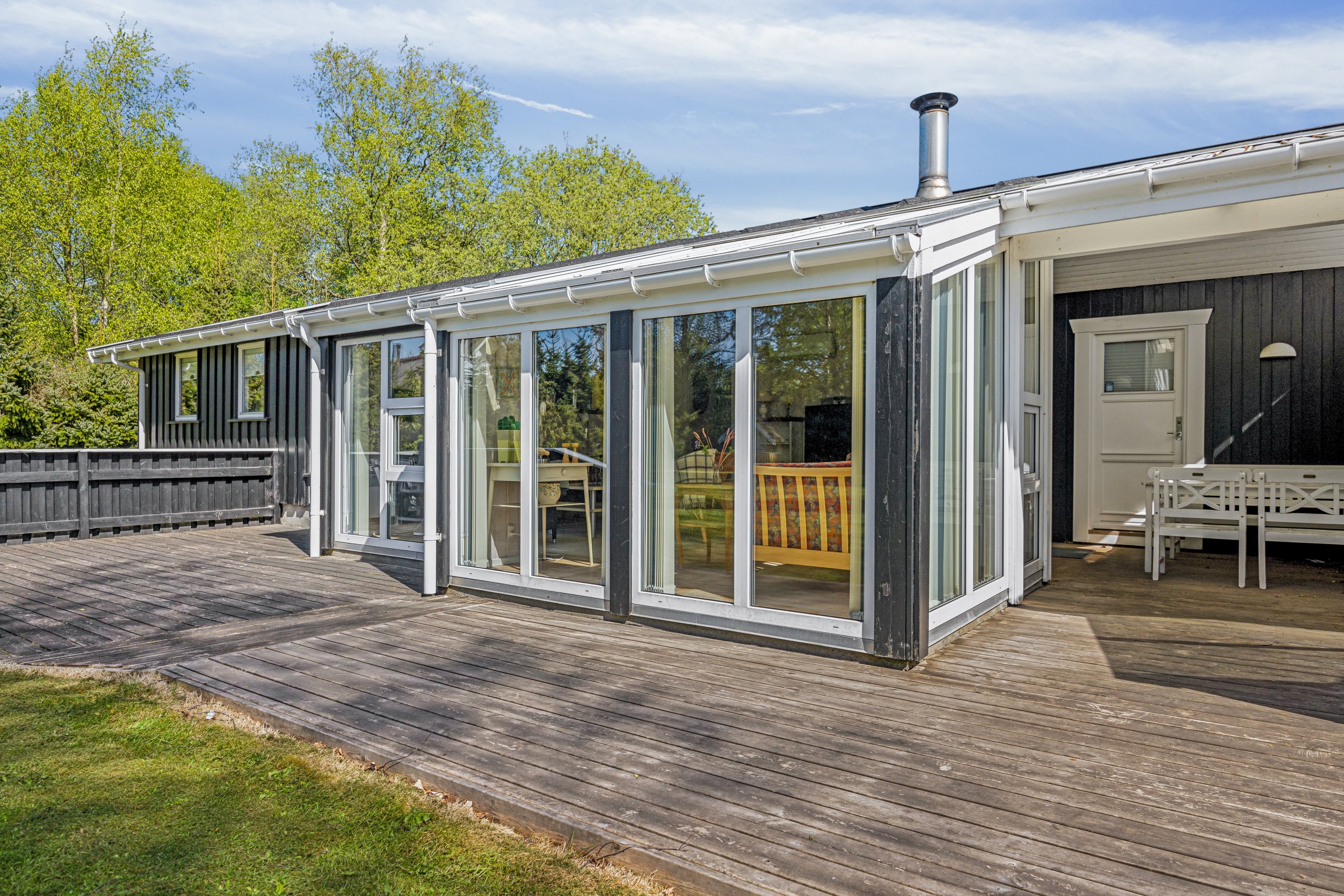 Fremhævet ejendom 1 billede i fuldskærmstilstand. Billede af Sommervej 30, 9370 Hals