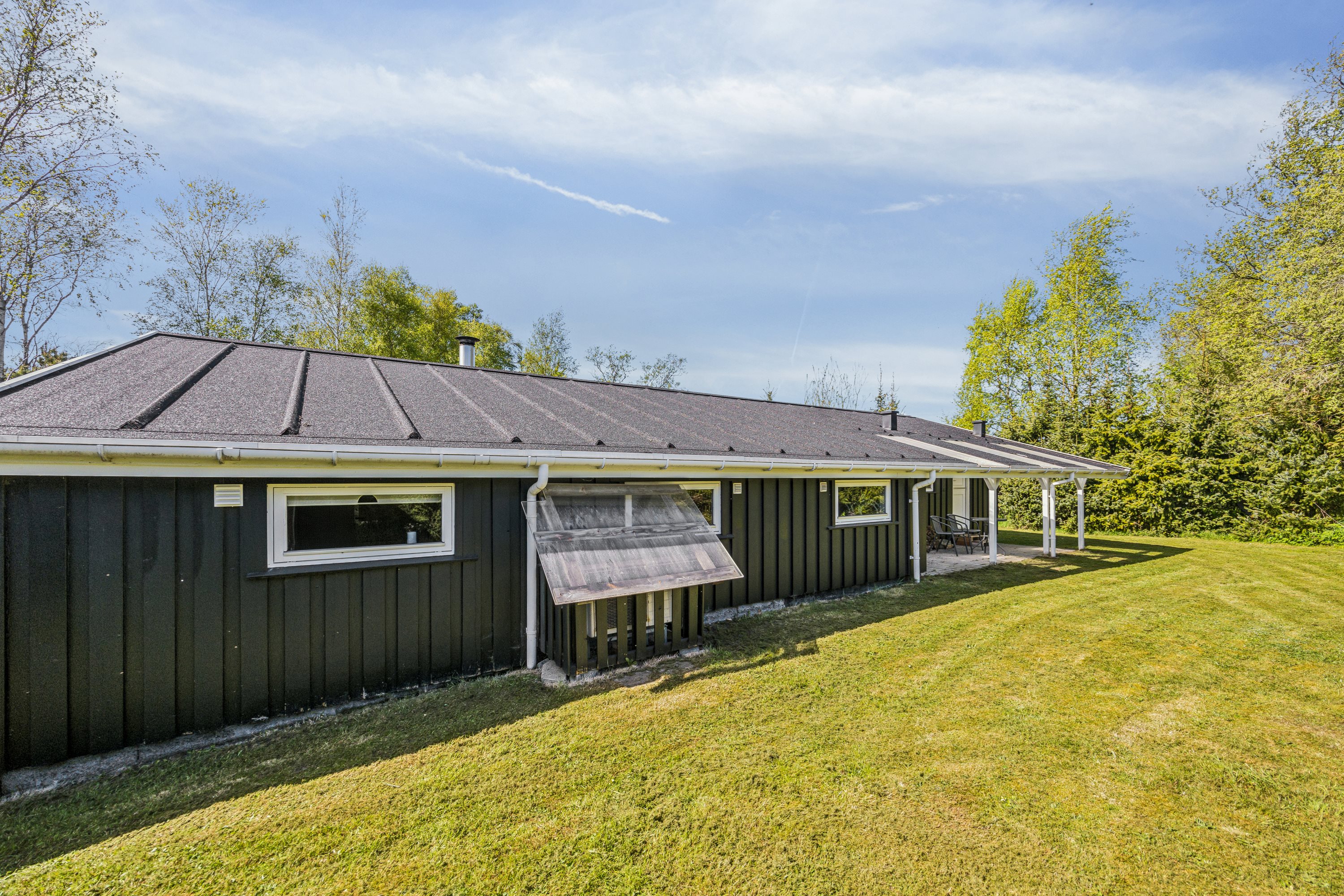 Fremhævet ejendom 1 billede i fuldskærmstilstand. Billede af Sommervej 30, 9370 Hals