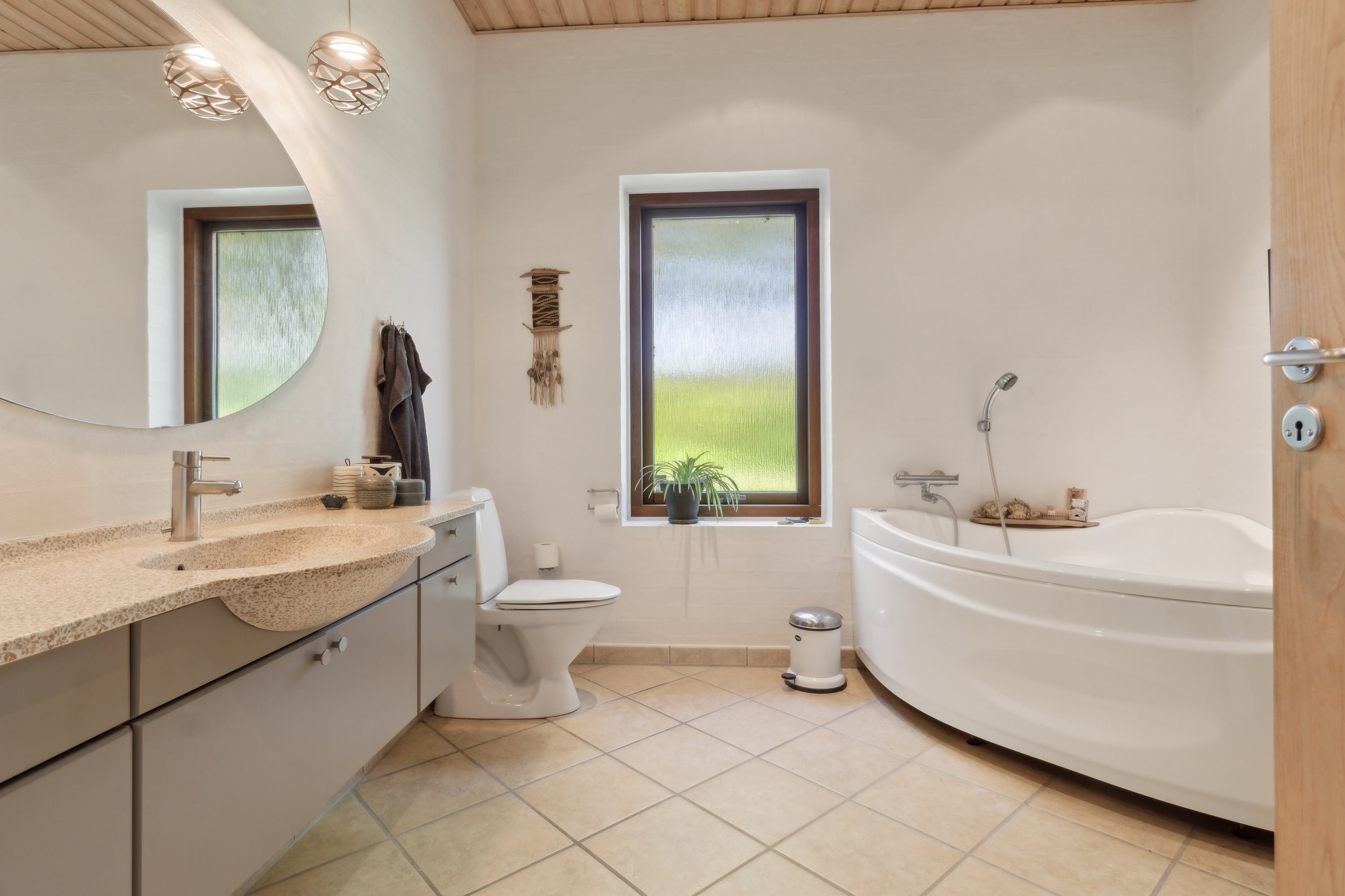 Fremhævet badeværelse billede i fuldskærmstilstand. Billede af Jasminvej 42, 7700 Thisted