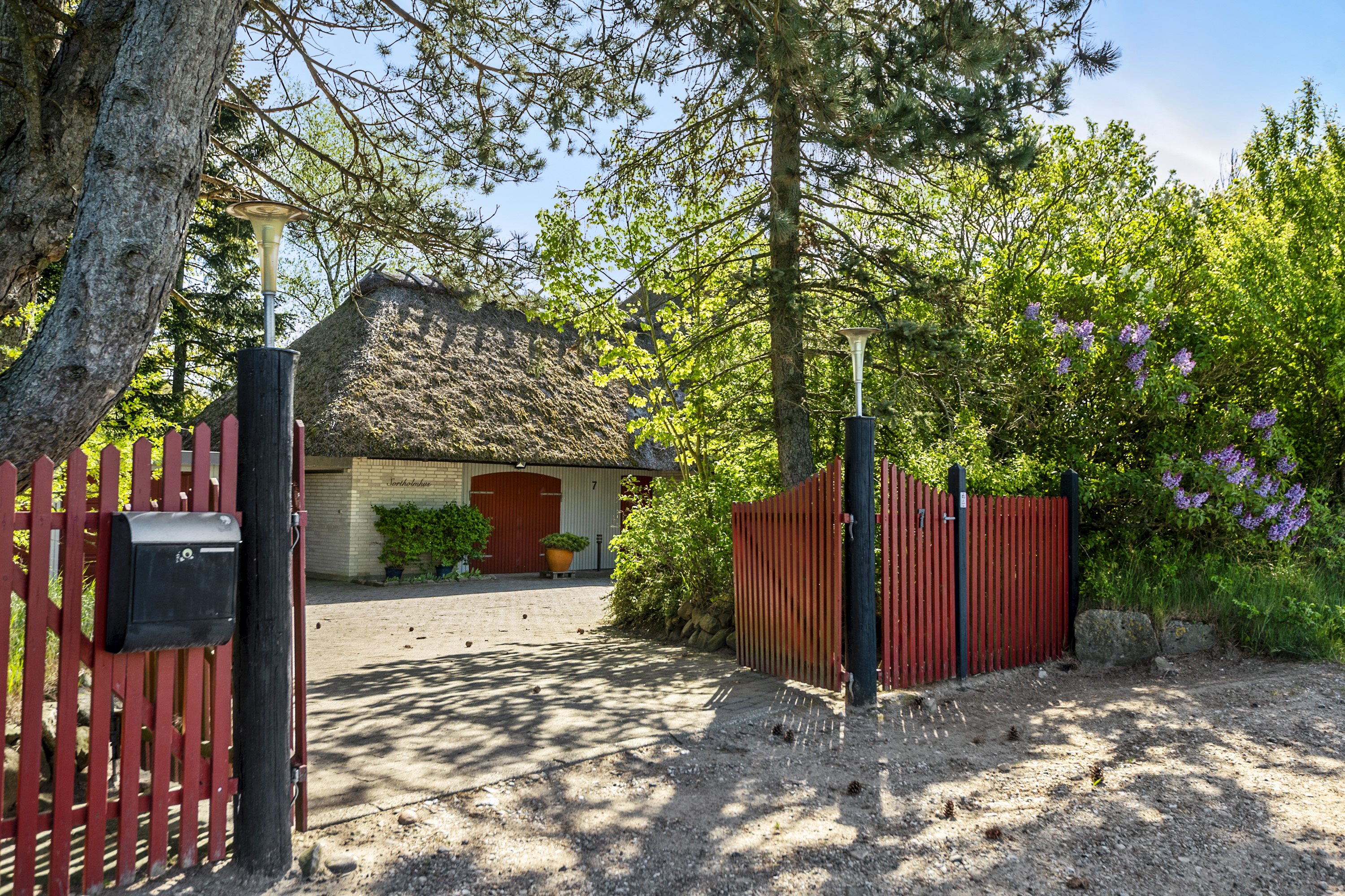 Fremhævet ejendommen billede i fuldskærmstilstand. Billede af Sortholmvej 7, Tåning, 8660 Skanderborg