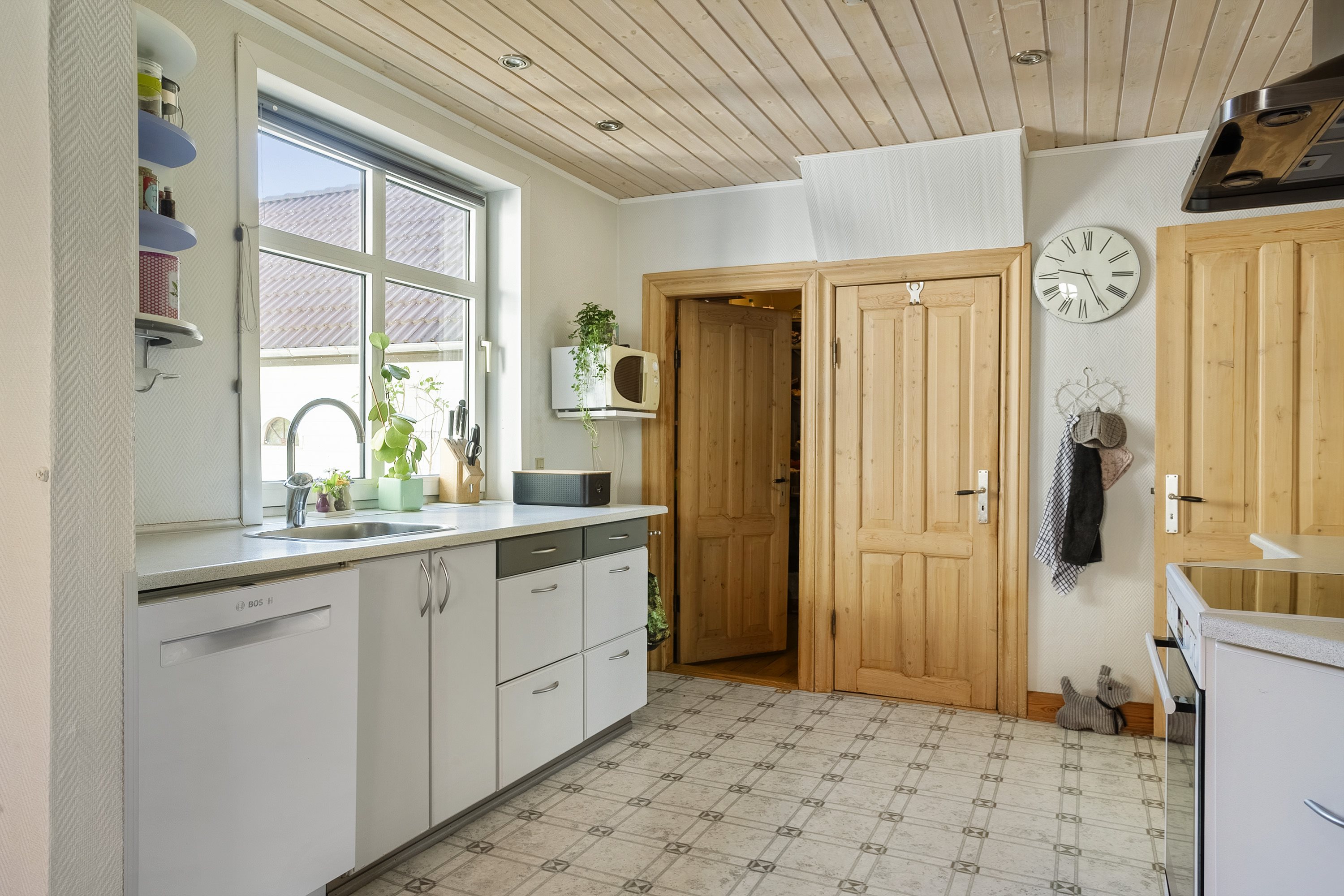 Fremhævet køkken billede i fuldskærmstilstand. Billede af Vestergade 28, 6650 Brørup