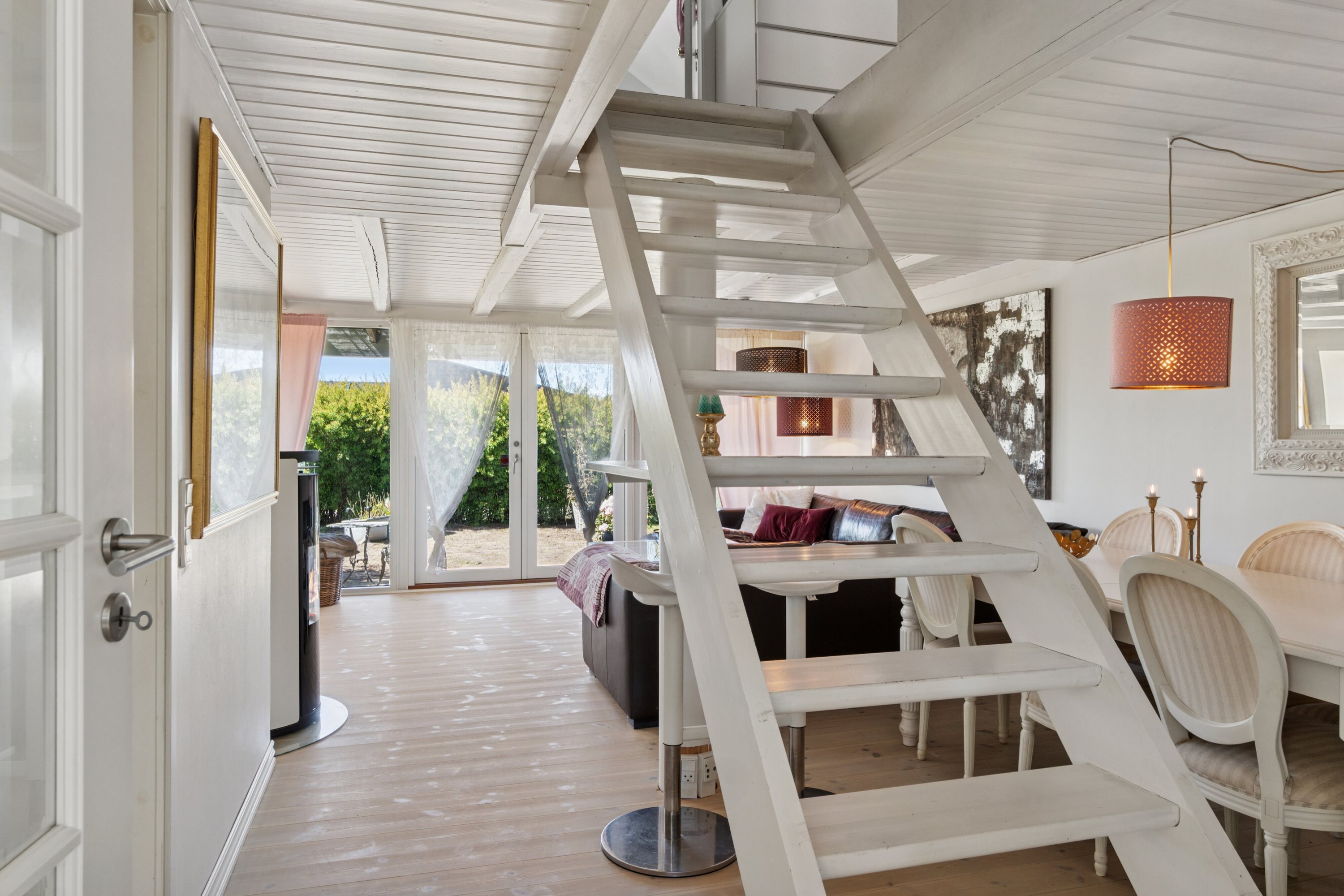 Fremhævet trappe billede i fuldskærmstilstand. Billede af Fasanvej 3, Kirke Stillinge, 4200 Slagelse