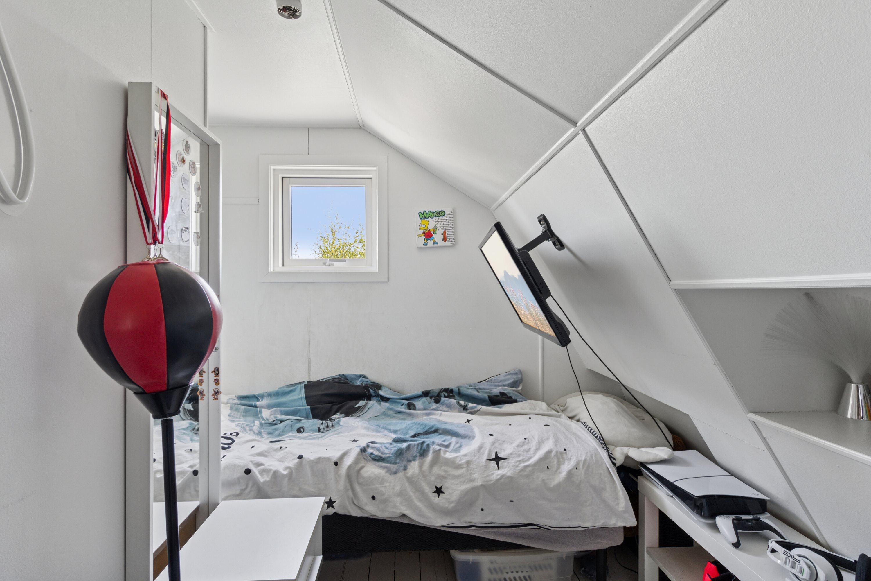 Fremhævet soveværelse billede i fuldskærmstilstand. Billede af Fasanvej 3, Kirke Stillinge, 4200 Slagelse