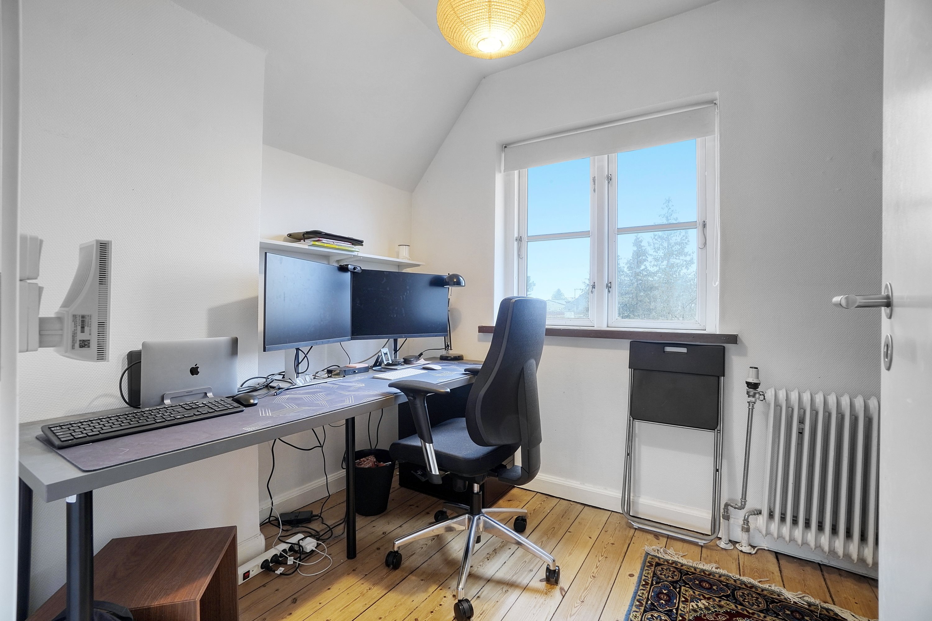 Fremhævet værelse billede i fuldskærmstilstand. Billede af Alrunevej 1, 2900 Hellerup