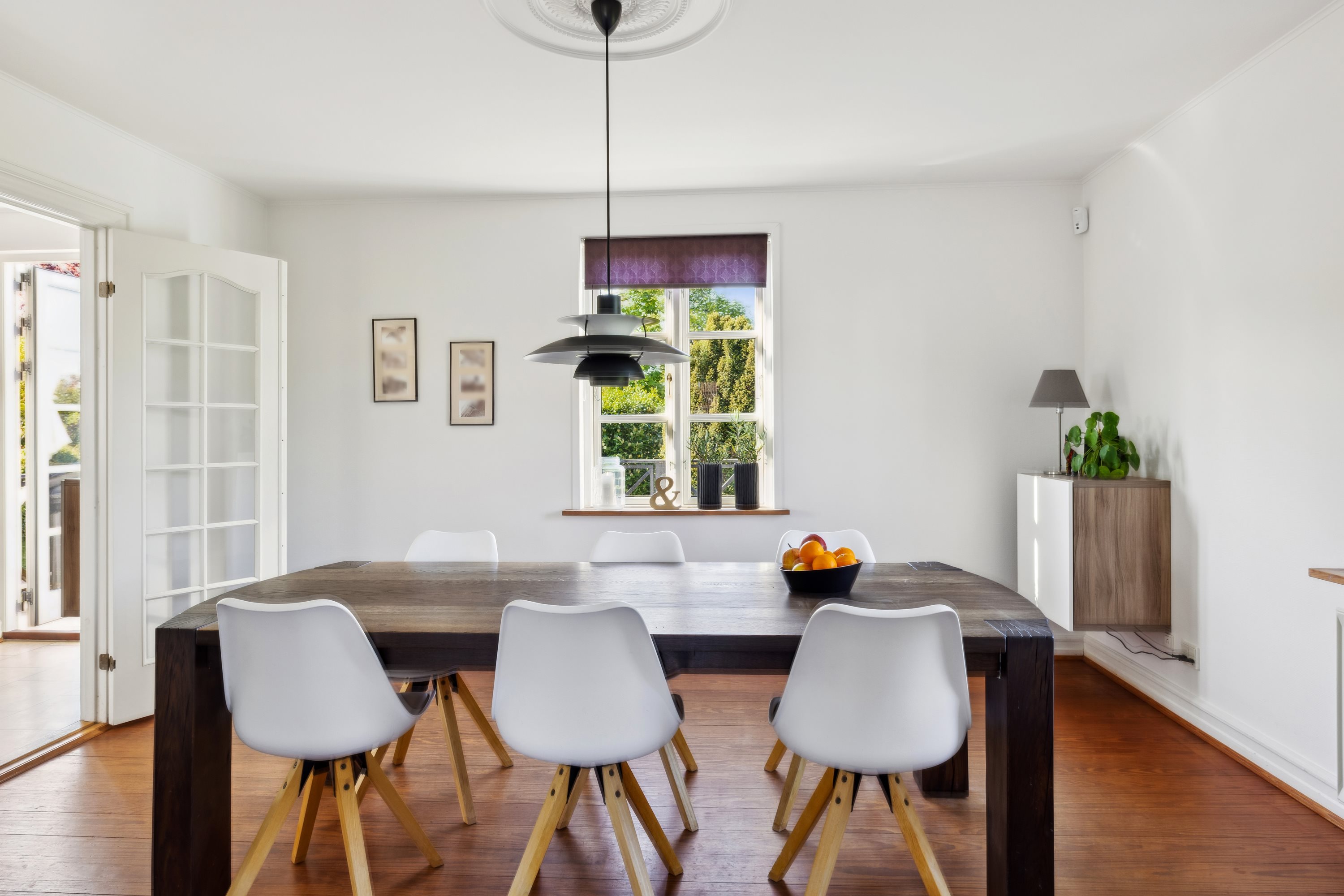 Fremhævet spisestue billede i fuldskærmstilstand. Billede af Lykkevej 4, 8500 Grenaa
