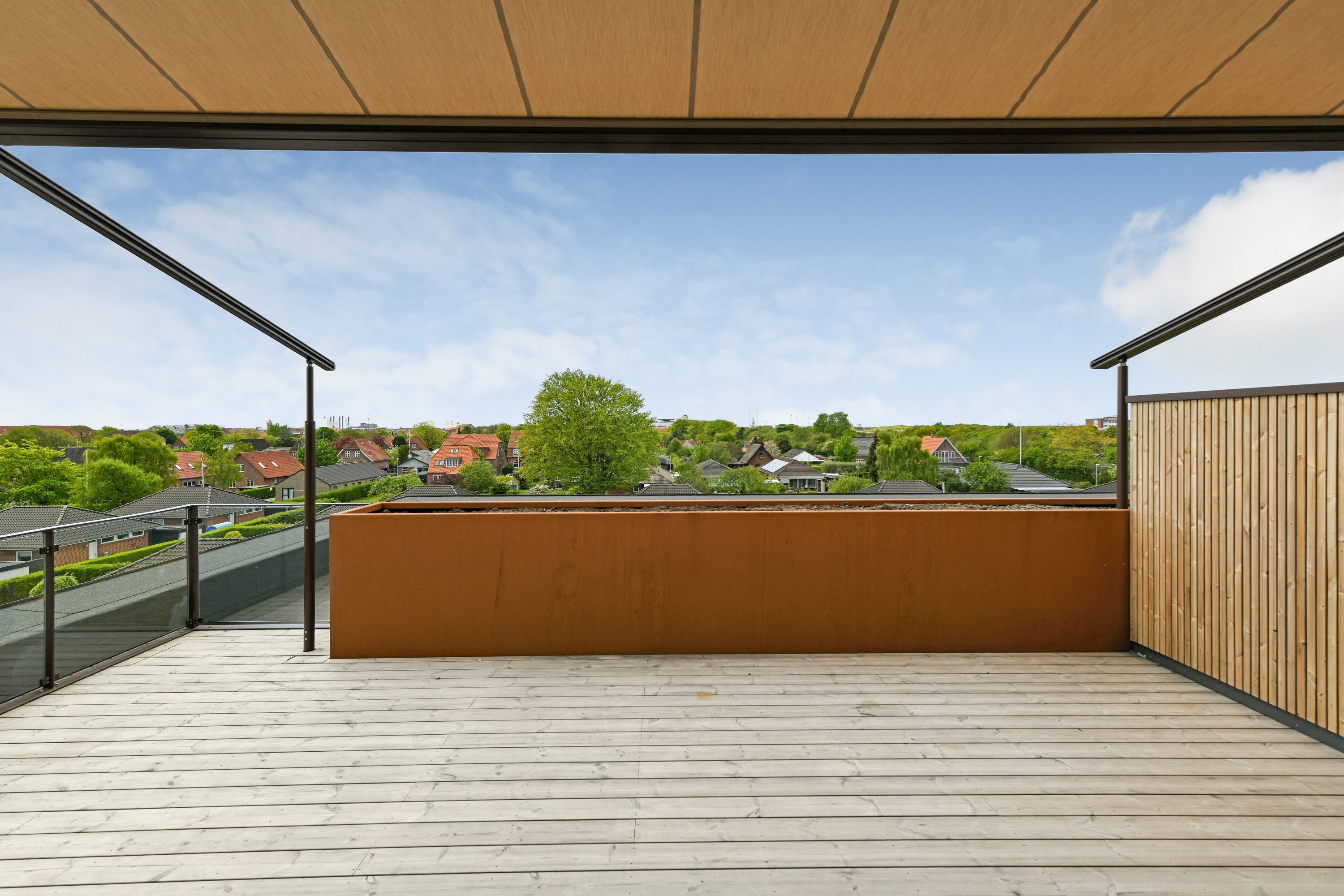 Fremhævet  billede i fuldskærmstilstand. Billede af Schaubparken 10, 3. tv., 6700 Esbjerg