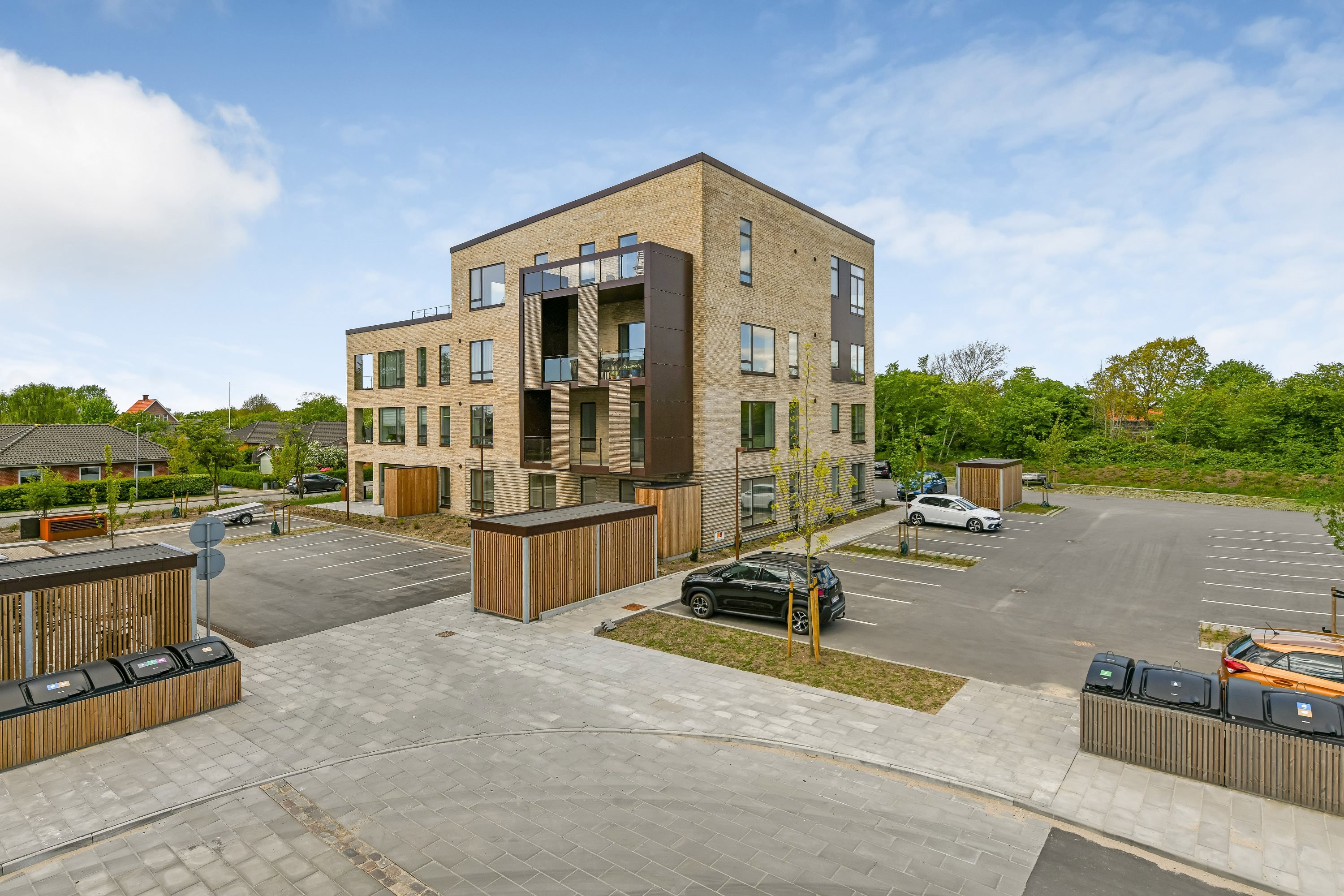 Fremhævet  billede i fuldskærmstilstand. Billede af Schaubparken 10, st.. 3., 6700 Esbjerg