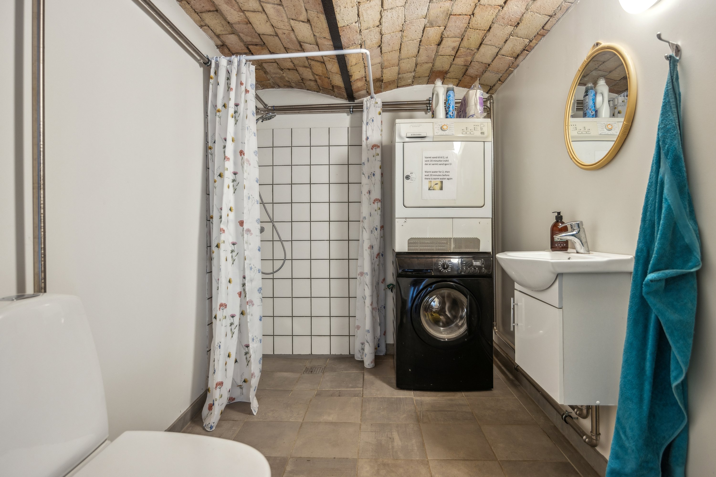 Fremhævet badeværelse billede i fuldskærmstilstand. Billede af Boldrupvej 109, Simested, 9620 Aalestrup