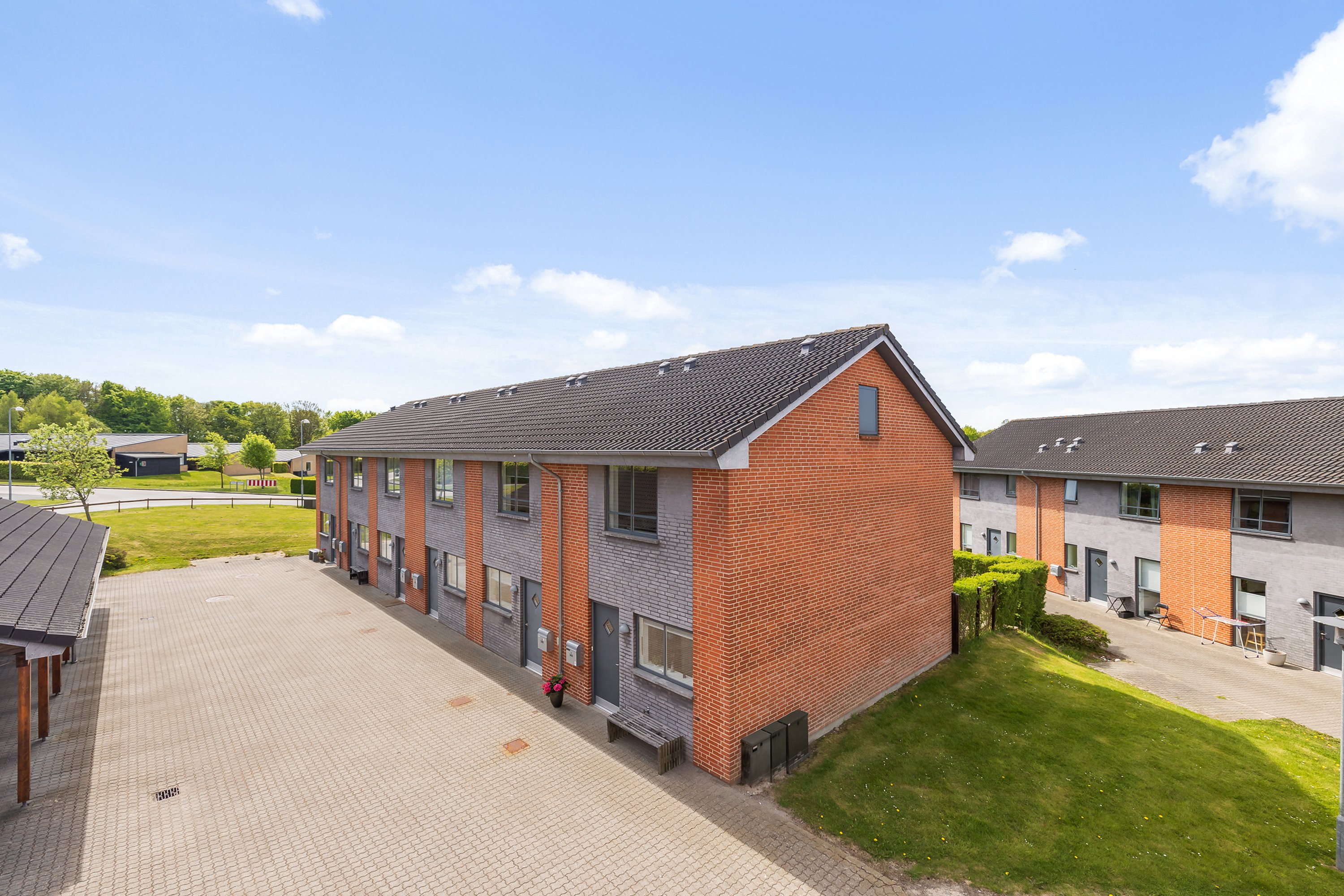 Fremhævet  billede i fuldskærmstilstand. Billede af Helenelyst 344, 8220 Brabrand