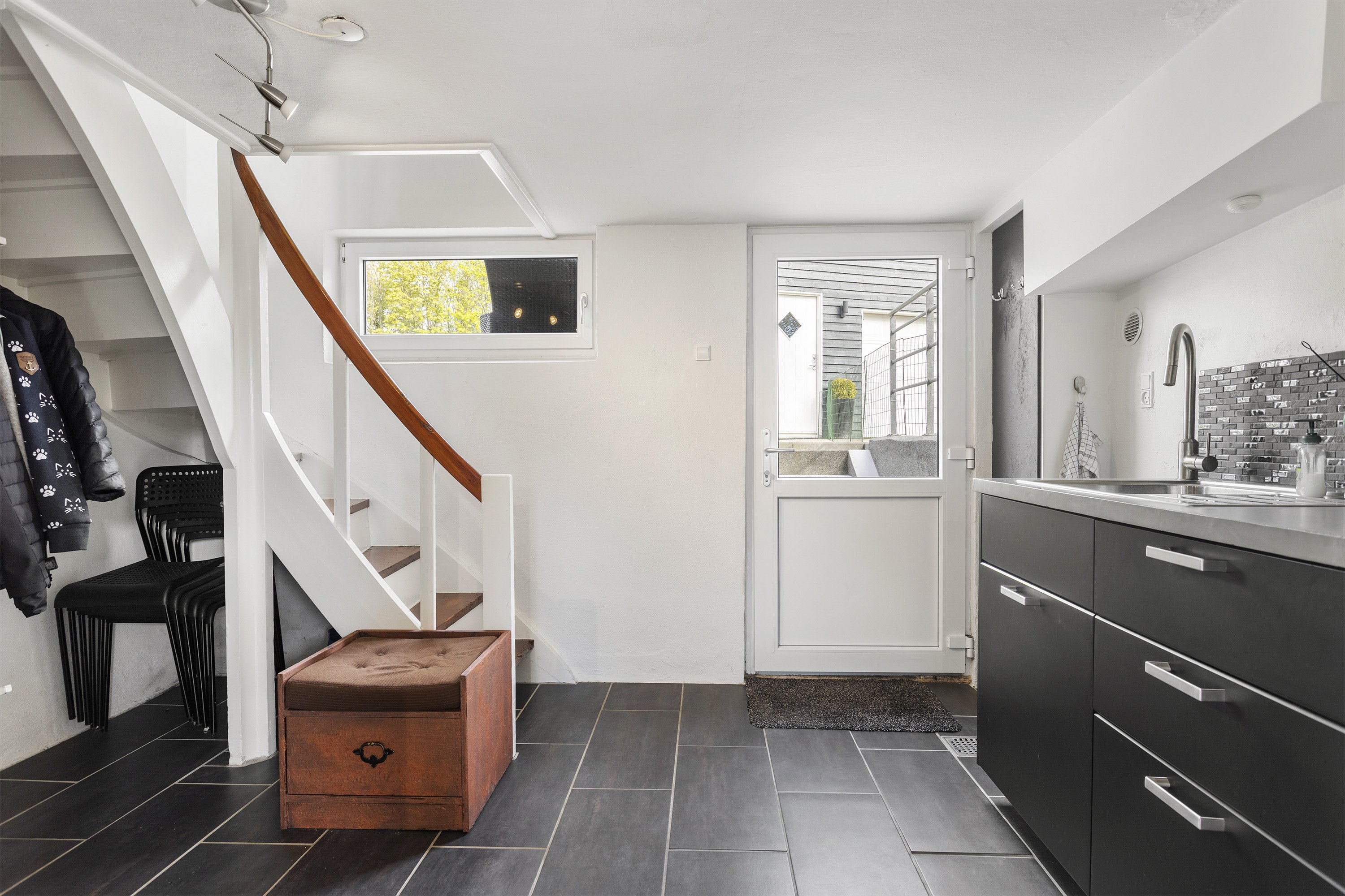 Fremhævet gang billede i fuldskærmstilstand. Billede af Tårsvej 58, Lendum, 9870 Sindal