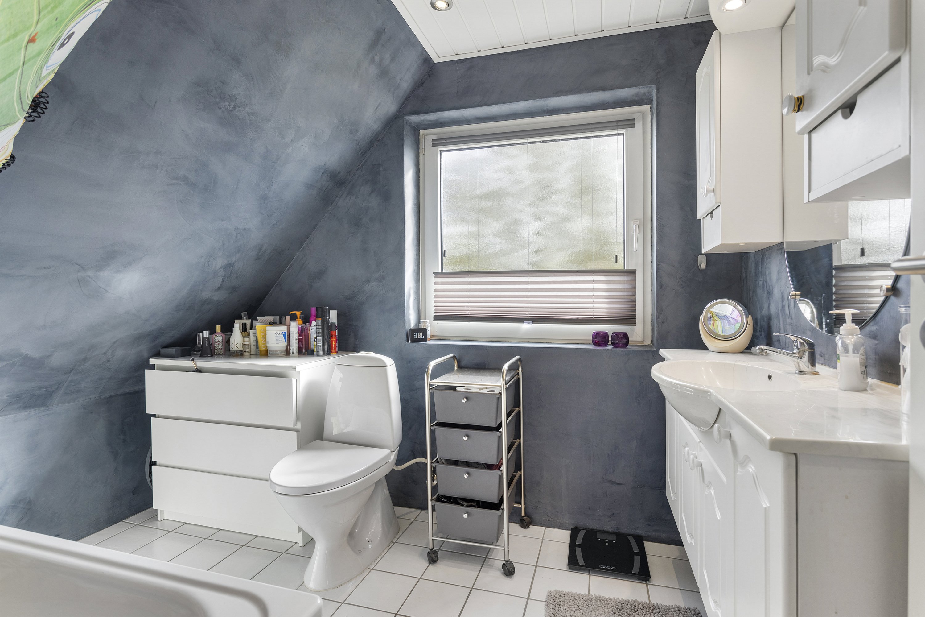 Fremhævet badeværelse billede i fuldskærmstilstand. Billede af Tårsvej 58, Lendum, 9870 Sindal