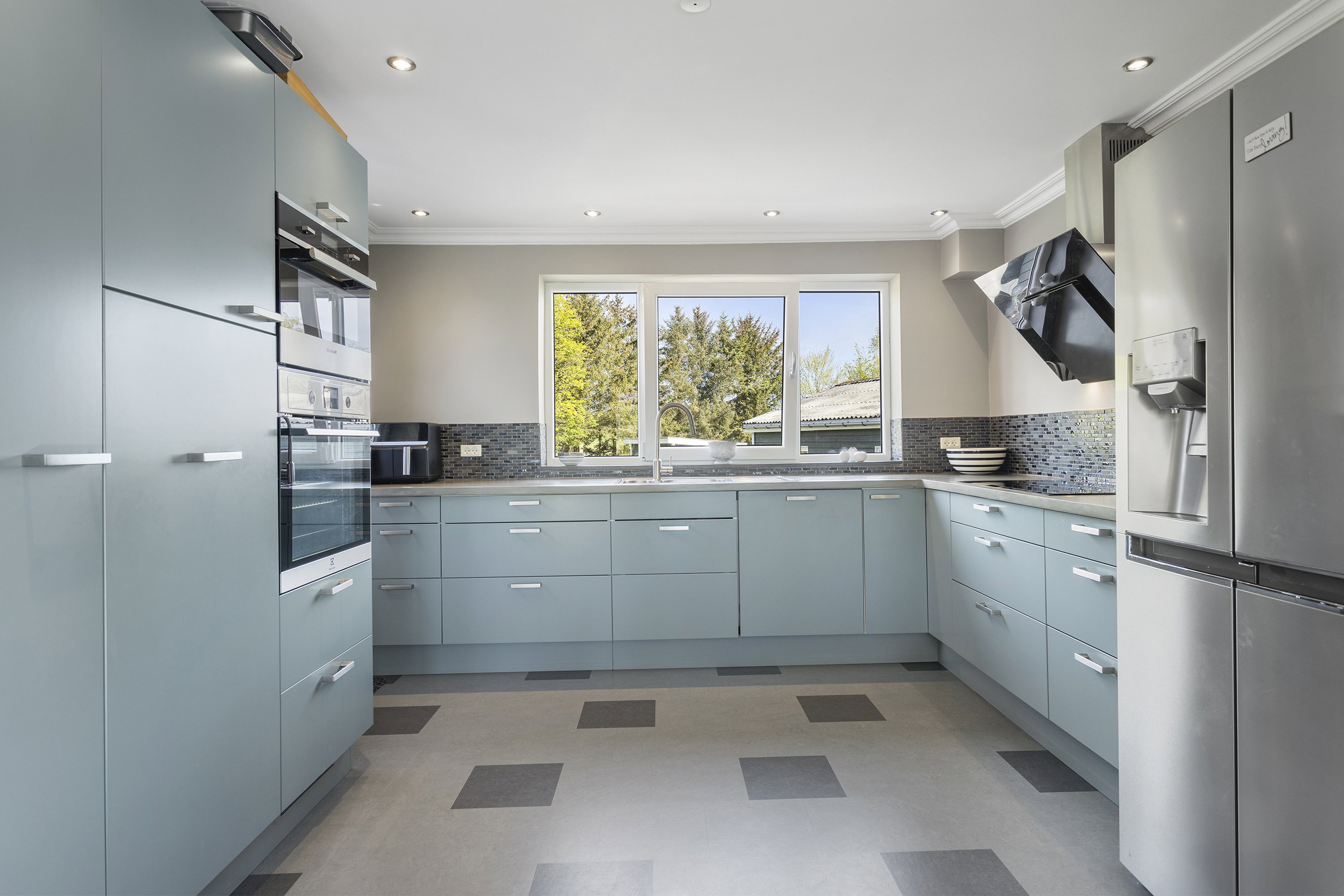 Miniaturebillede 2: køkken. Billede af Tårsvej 58, Lendum, 9870 Sindal