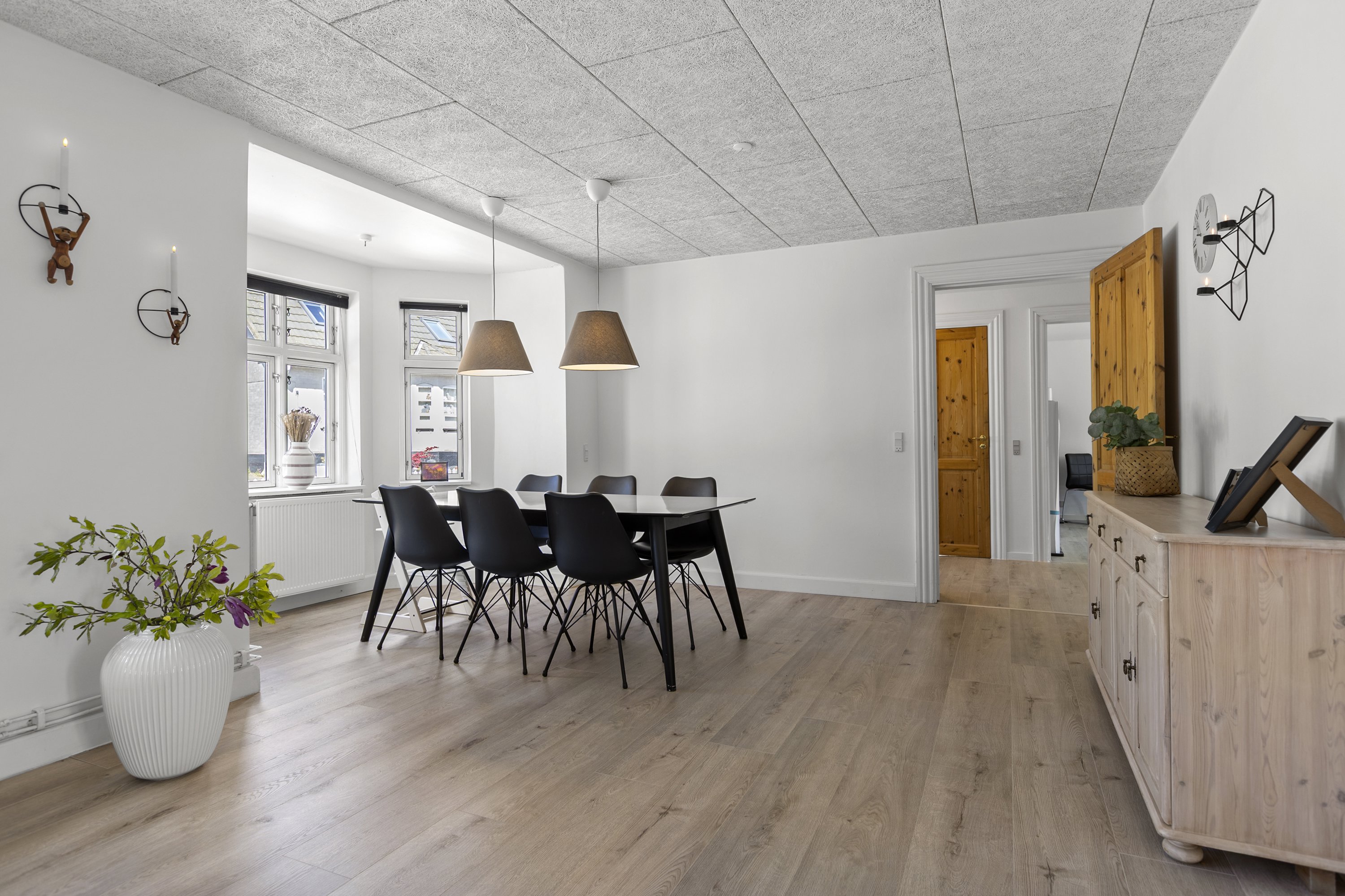 Fremhævet stue billede i fuldskærmstilstand. Billede af Banevej 2, 4293 Dianalund