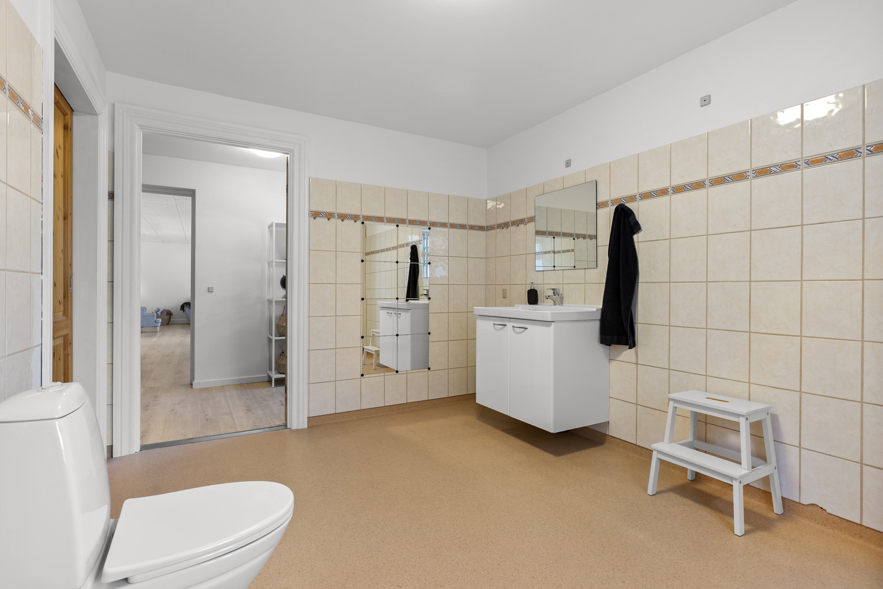 Fremhævet badeværelse billede i fuldskærmstilstand. Billede af Banevej 2, 4293 Dianalund