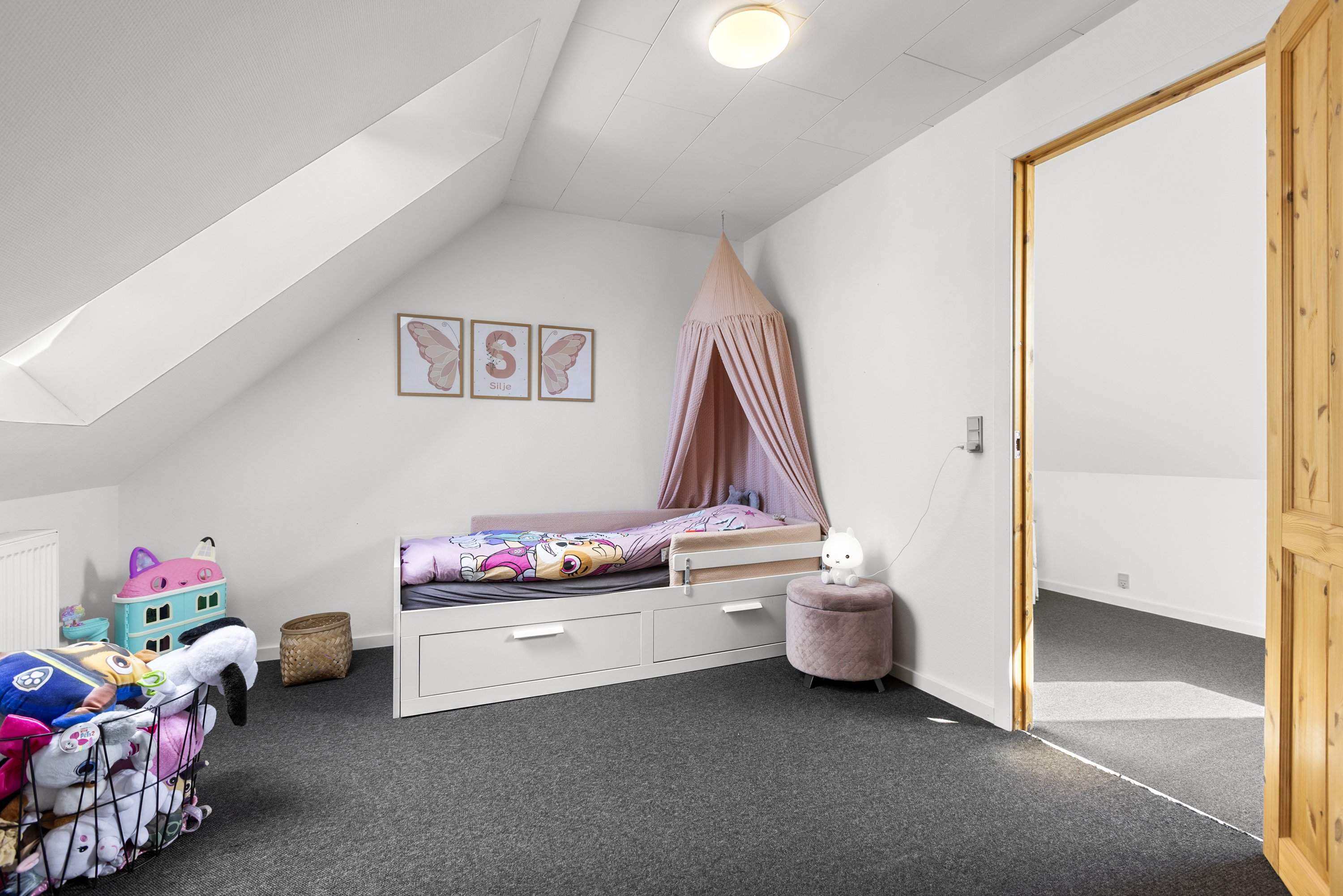 Fremhævet værelse billede i fuldskærmstilstand. Billede af Banevej 2, 4293 Dianalund