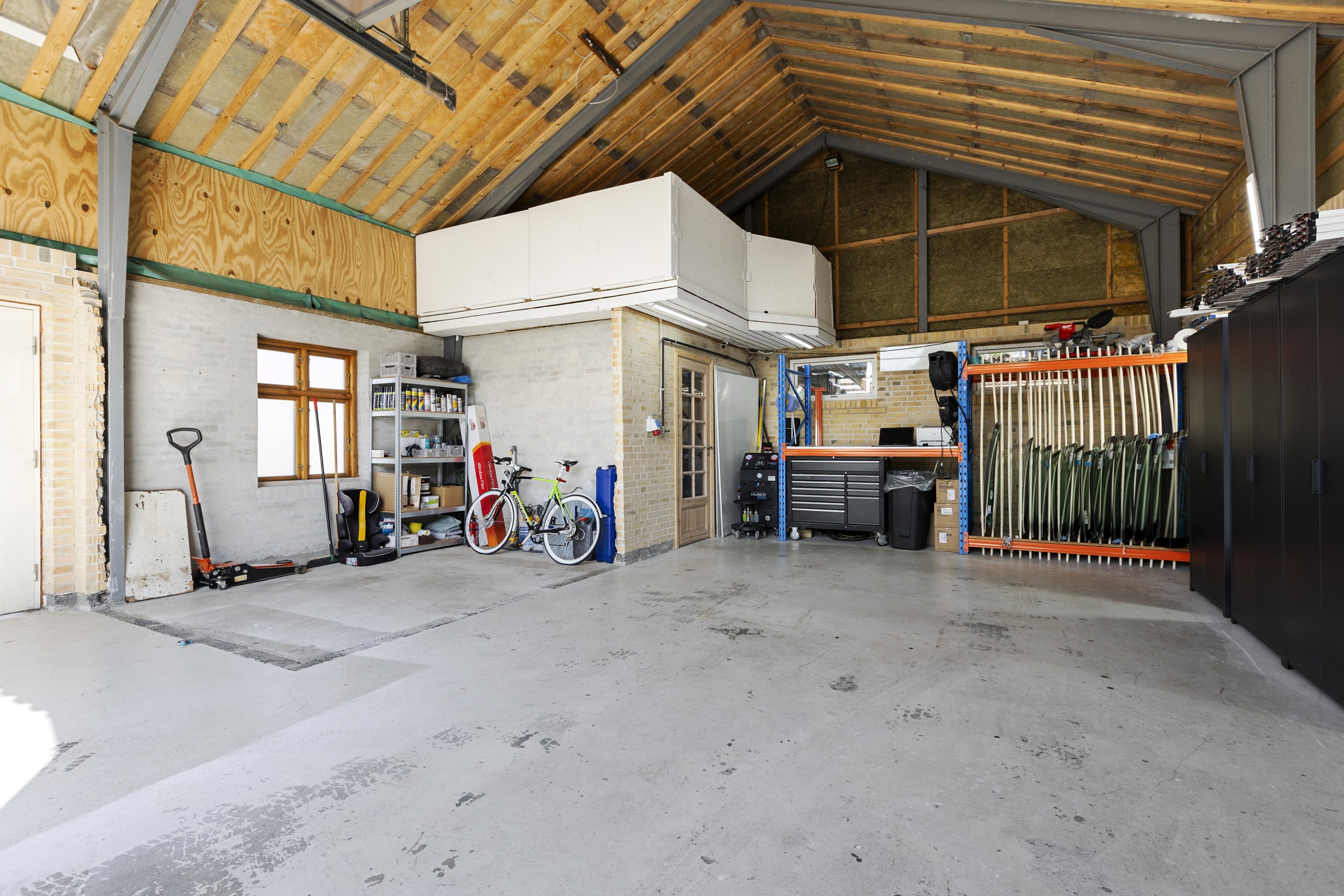 Fremhævet værksted billede i fuldskærmstilstand. Billede af Banevej 2, 4293 Dianalund