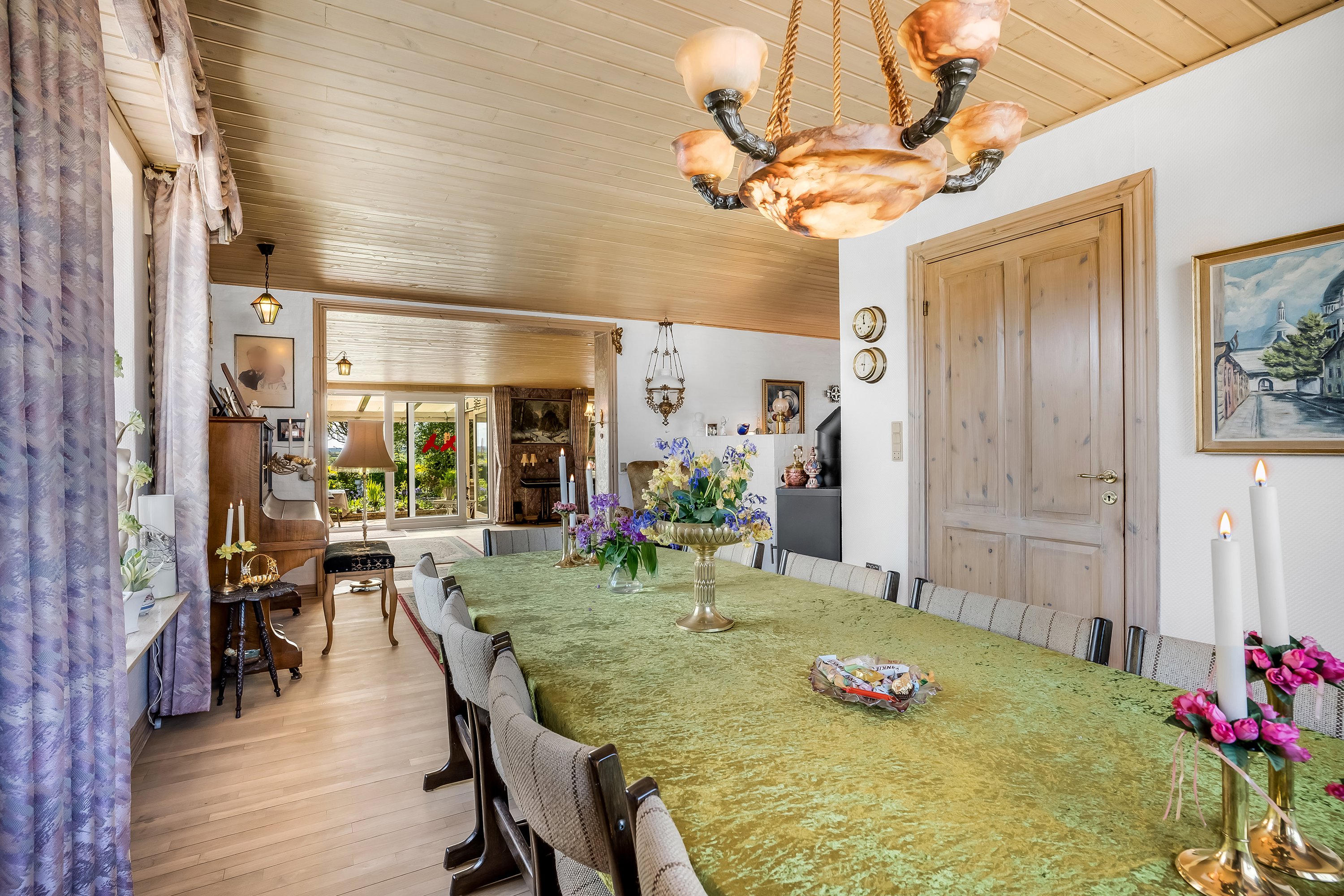 Fremhævet spisestue billede i fuldskærmstilstand. Billede af Hovedgaden 47, Nørre Nissum, 7620 Lemvig