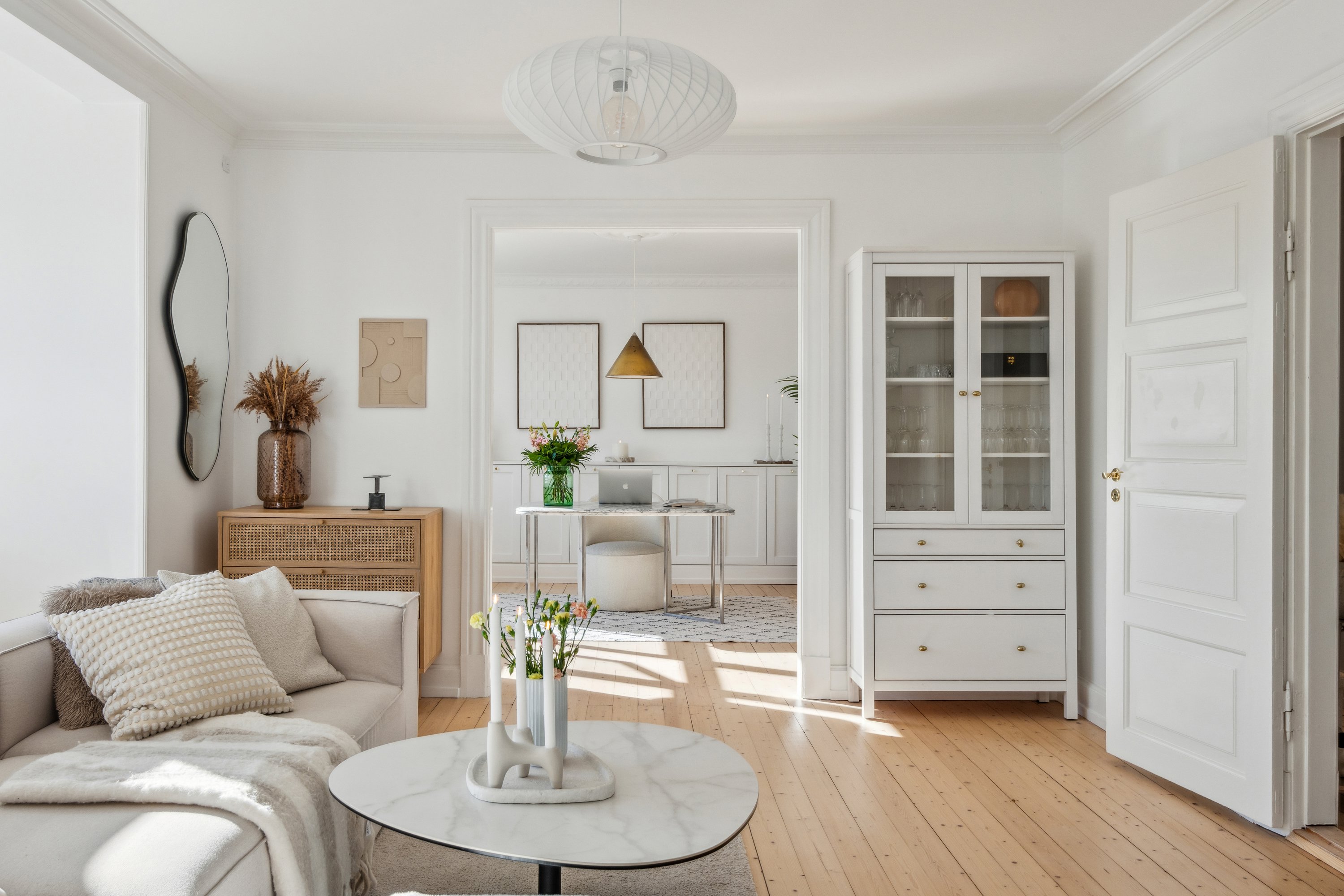 Fremhævet stue billede i fuldskærmstilstand. Billede af Hadsundvej 8, 3. tv., Vejgaard, 9000 Aalborg