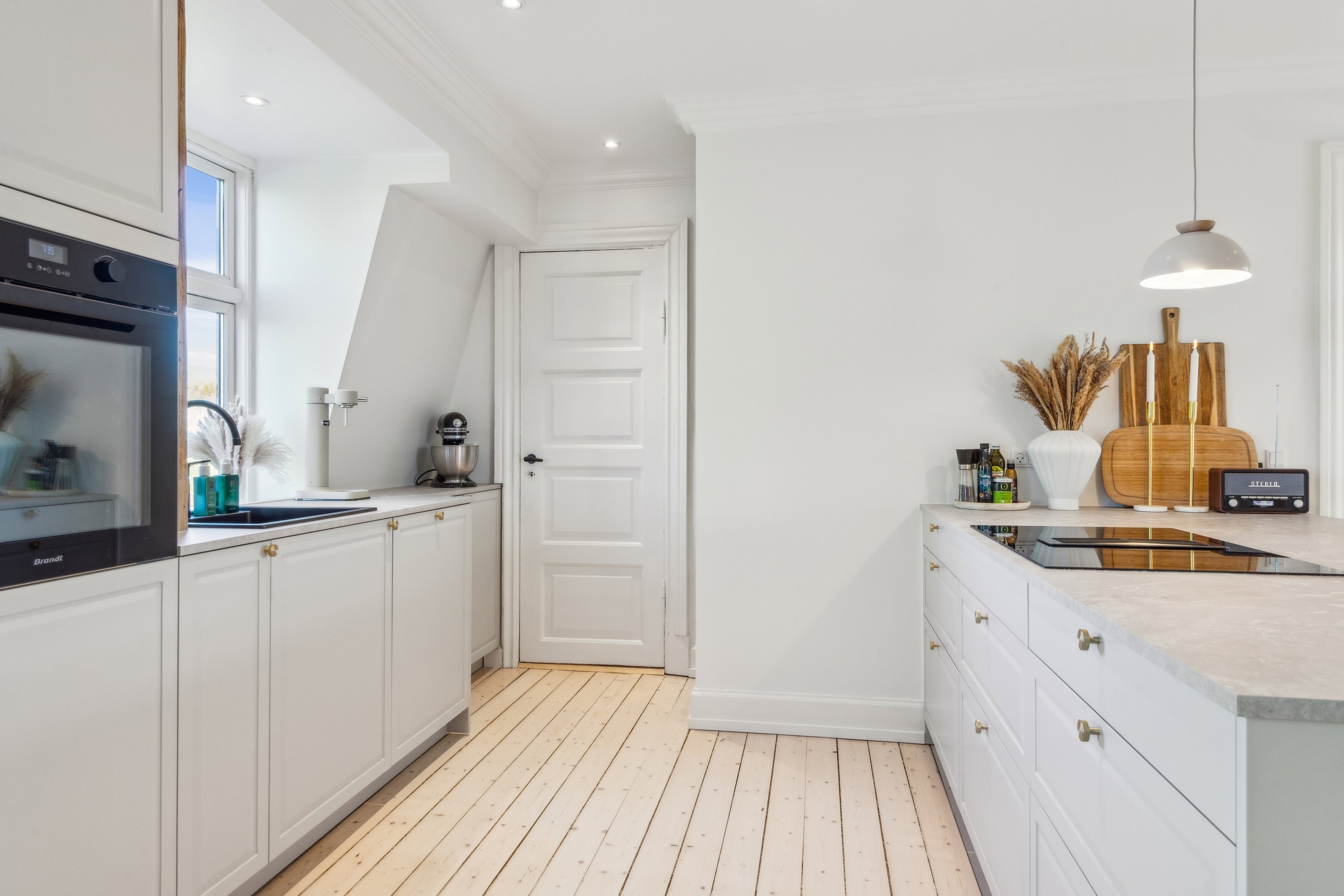 Miniaturebillede 2: køkken. Billede af Hadsundvej 8, 3. tv., Vejgaard, 9000 Aalborg