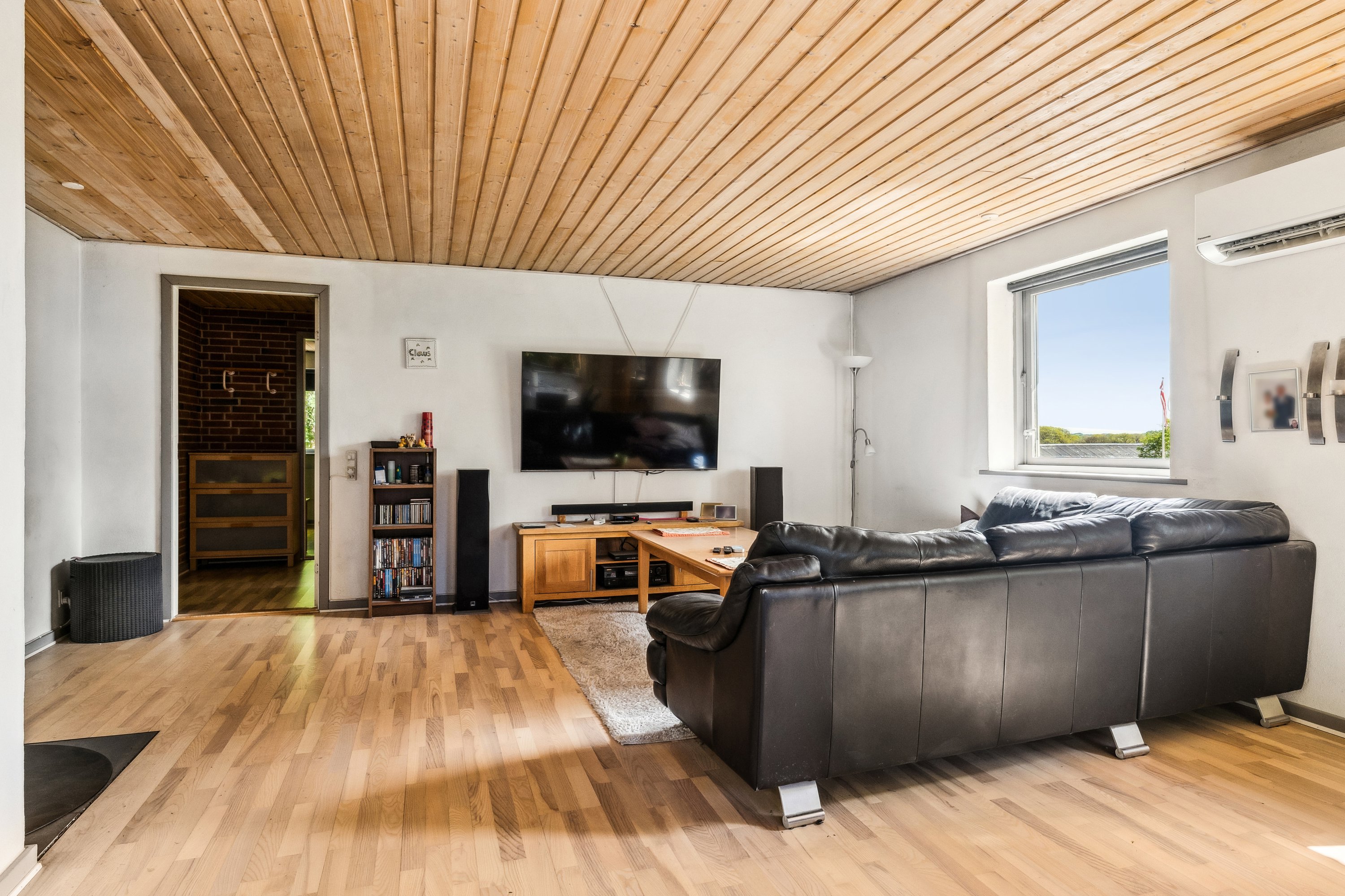 Fremhævet stue billede i fuldskærmstilstand. Billede af Grådalsvej 11, Borre, 8850 Bjerringbro