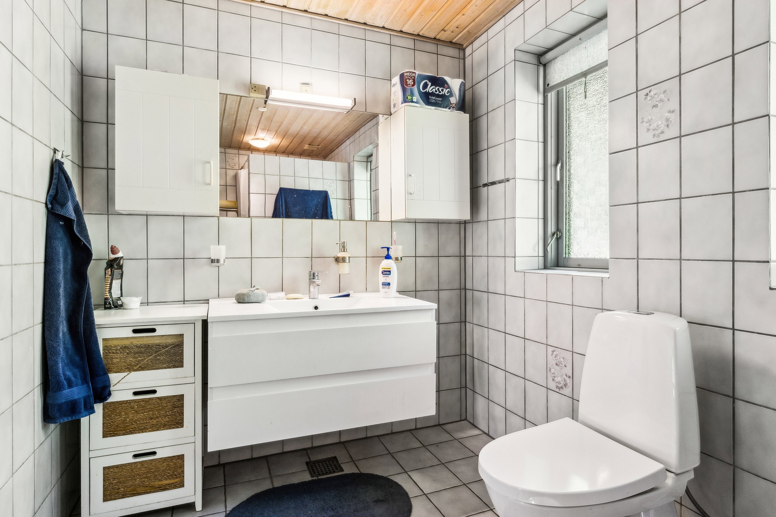 Fremhævet badeværelse billede i fuldskærmstilstand. Billede af Grådalsvej 11, Borre, 8850 Bjerringbro