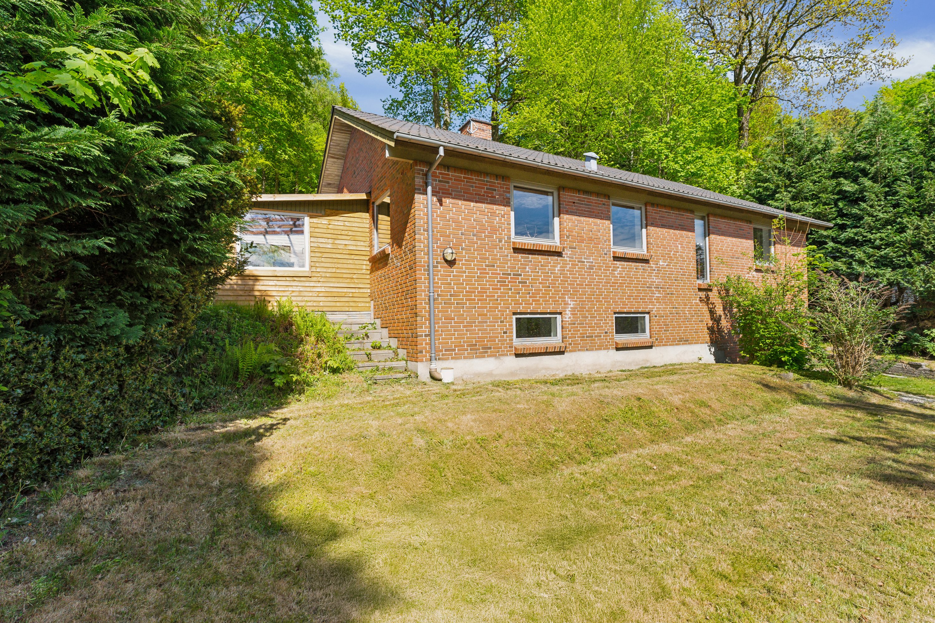 Fremhævet have billede i fuldskærmstilstand. Billede af Grådalsvej 11, Borre, 8850 Bjerringbro