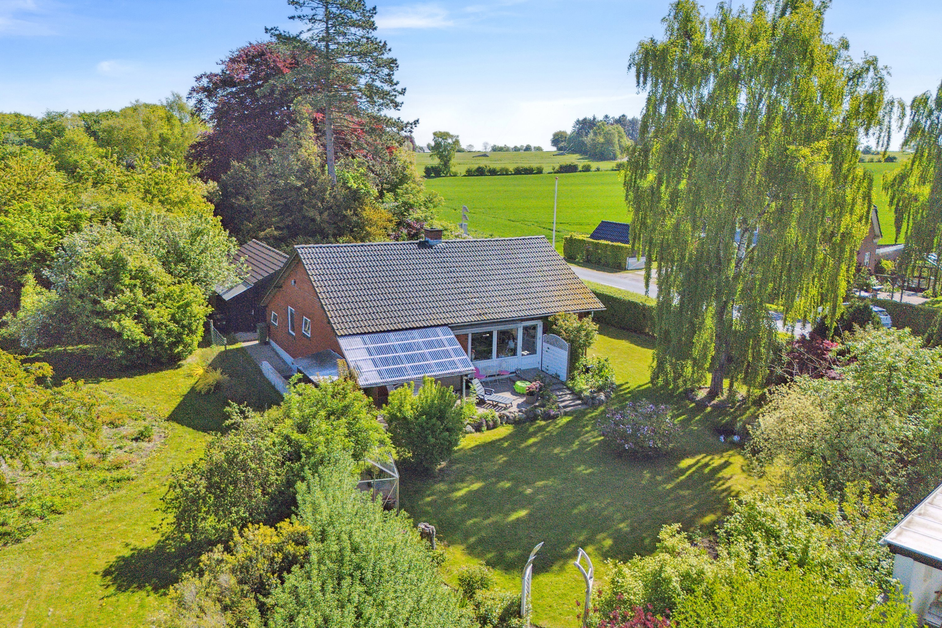 Fremhævet luftfoto billede i fuldskærmstilstand. Billede af Sdr. Højrupvejen 20, Sønder Højrup, 5750 Ringe