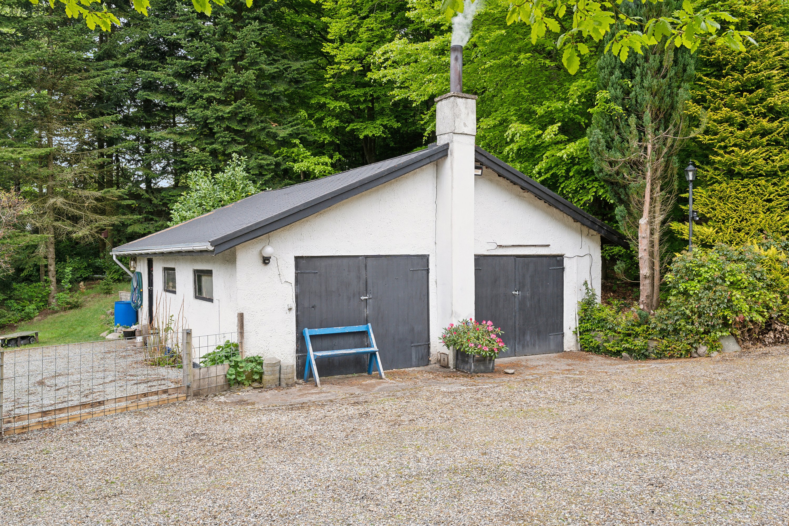 Fremhævet set fra vejen billede i fuldskærmstilstand. Billede af Tønningsletvej 7, 8680 Ry