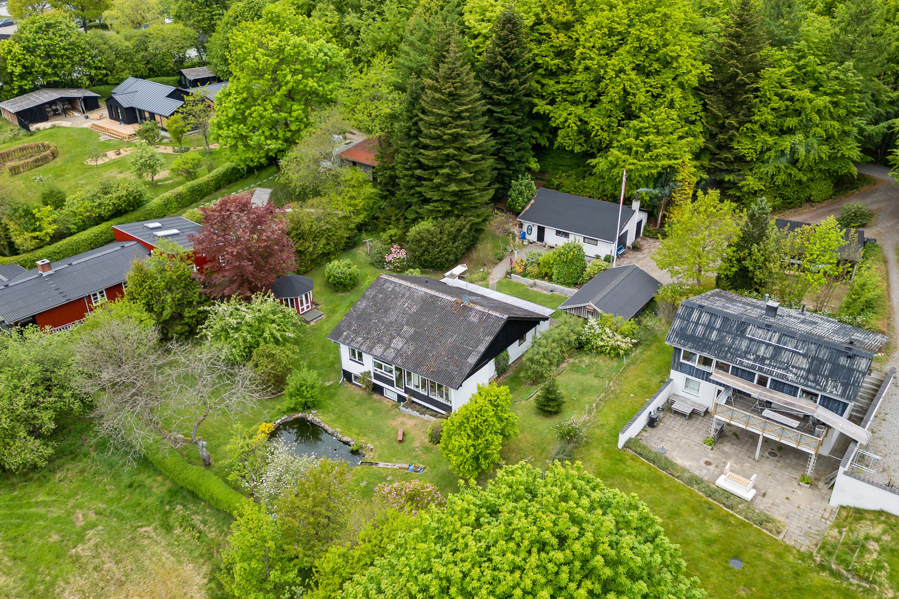 Fremhævet luftfoto billede i fuldskærmstilstand. Billede af Tønningsletvej 7, 8680 Ry