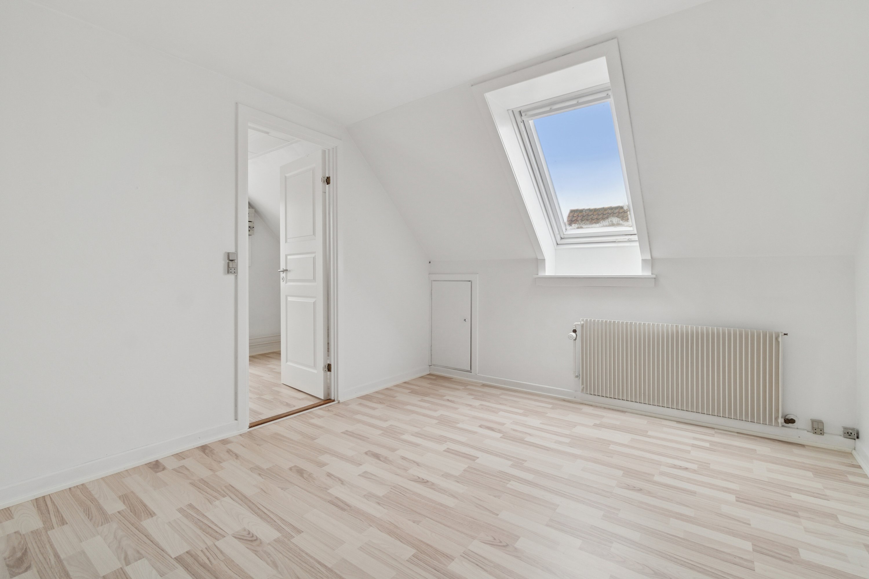 Fremhævet soveværelse billede i fuldskærmstilstand. Billede af Ny Østergade 7, 3700 Rønne