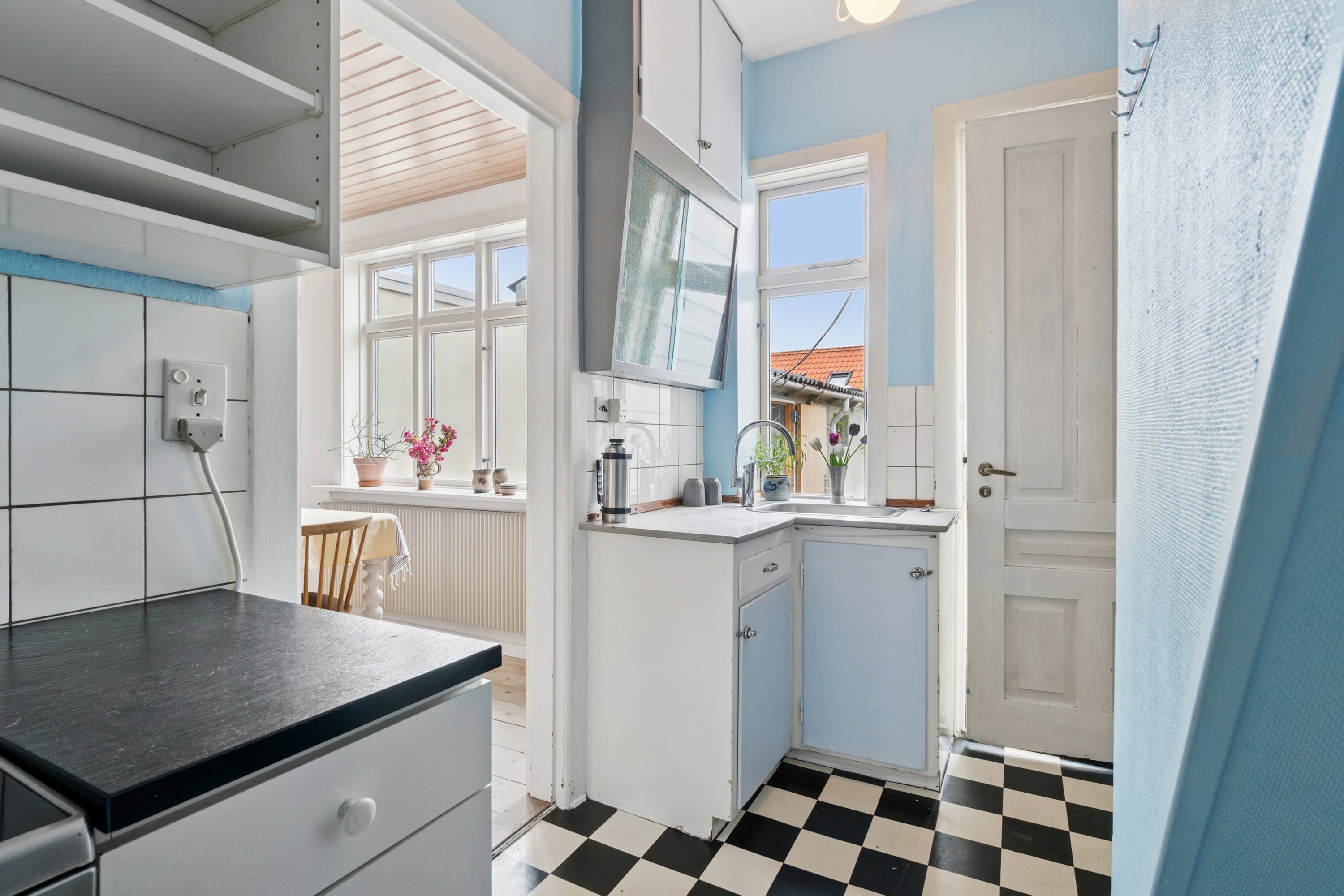 Fremhævet køkken billede i fuldskærmstilstand. Billede af Ny Østergade 7, 3700 Rønne