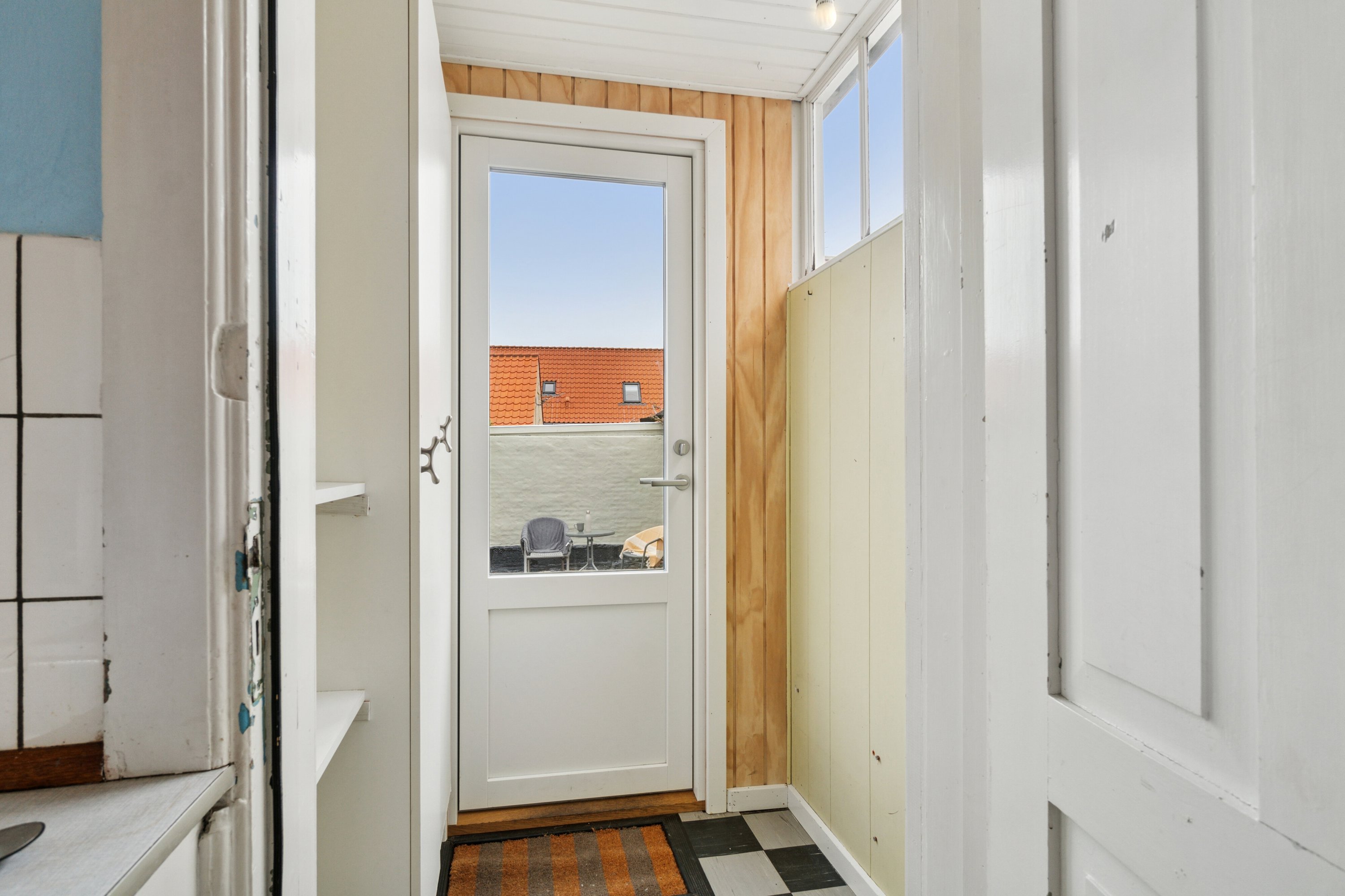 Fremhævet gang billede i fuldskærmstilstand. Billede af Ny Østergade 7, 3700 Rønne