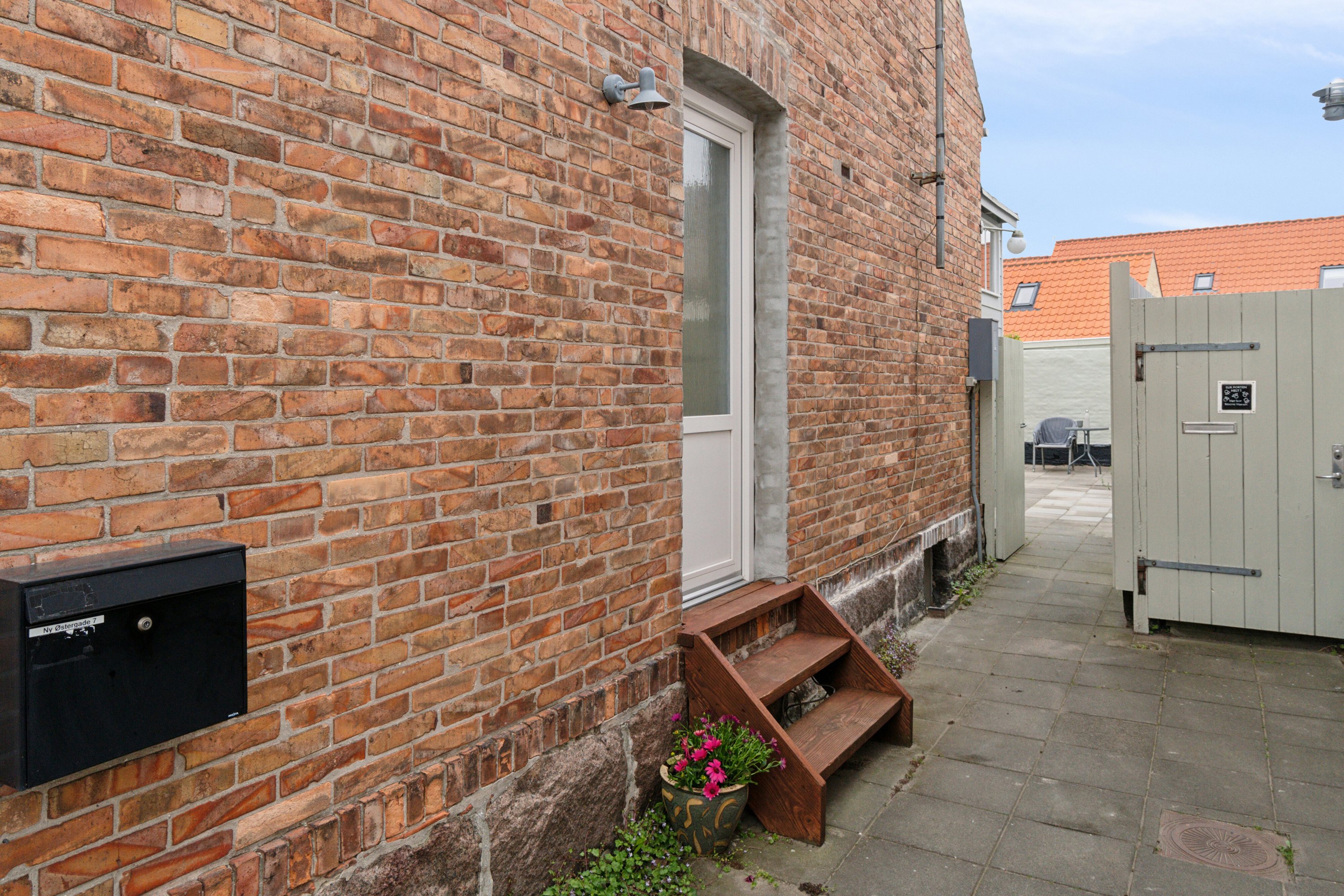 Fremhævet udendørs billede i fuldskærmstilstand. Billede af Ny Østergade 7, 3700 Rønne
