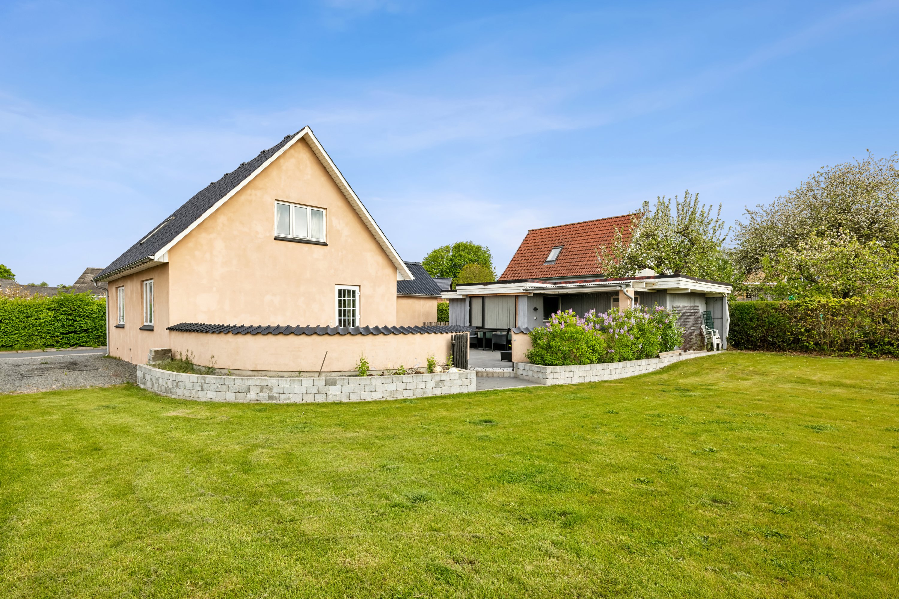 Fremhævet ejendom 1 billede i fuldskærmstilstand. Billede af Syrenvej 10, Pindstrup, 8550 Ryomgård