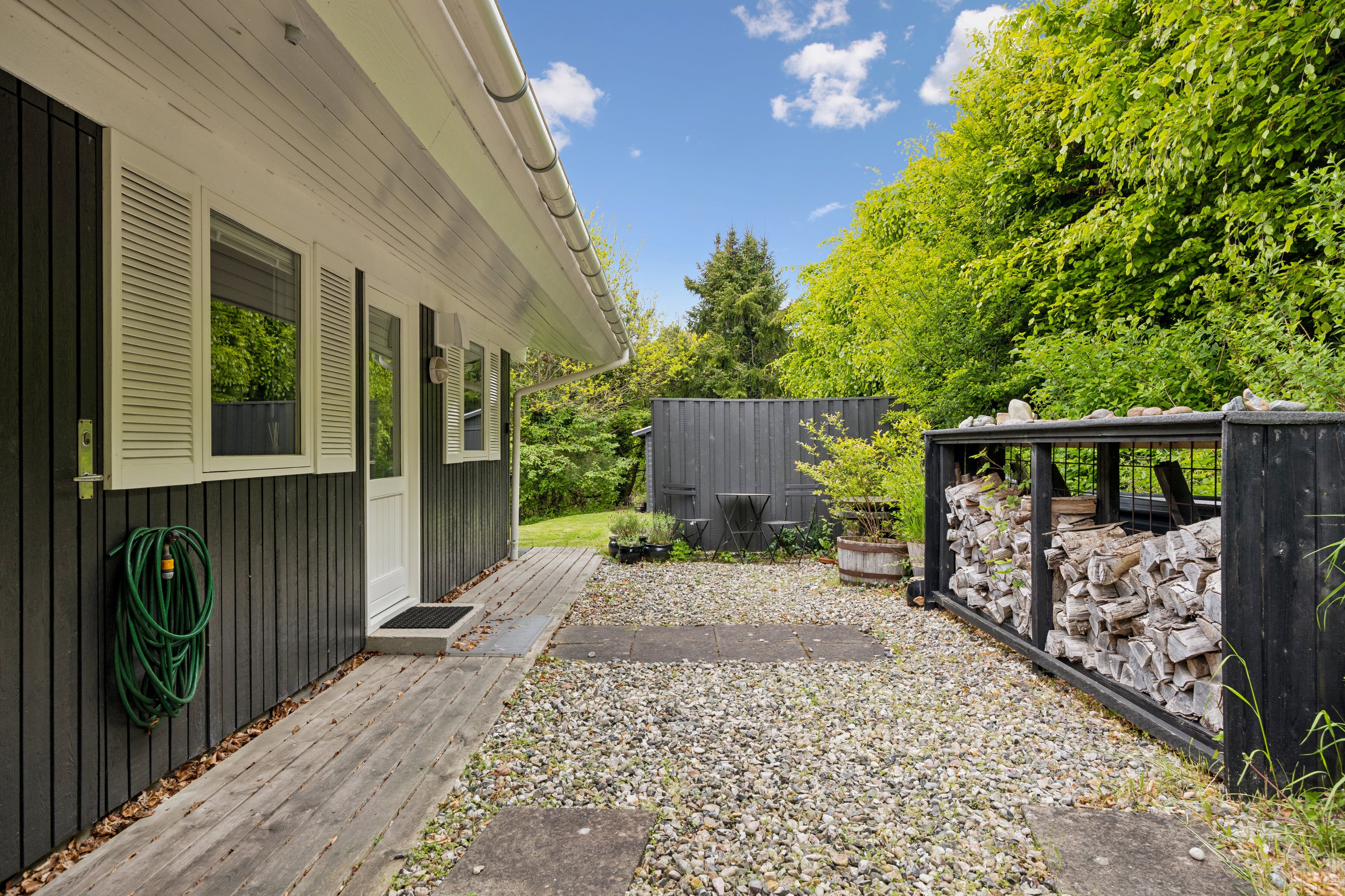 Fremhævet ejendom 1 billede i fuldskærmstilstand. Billede af Tjørnevej 5, Handrup Strand, 8400 Ebeltoft