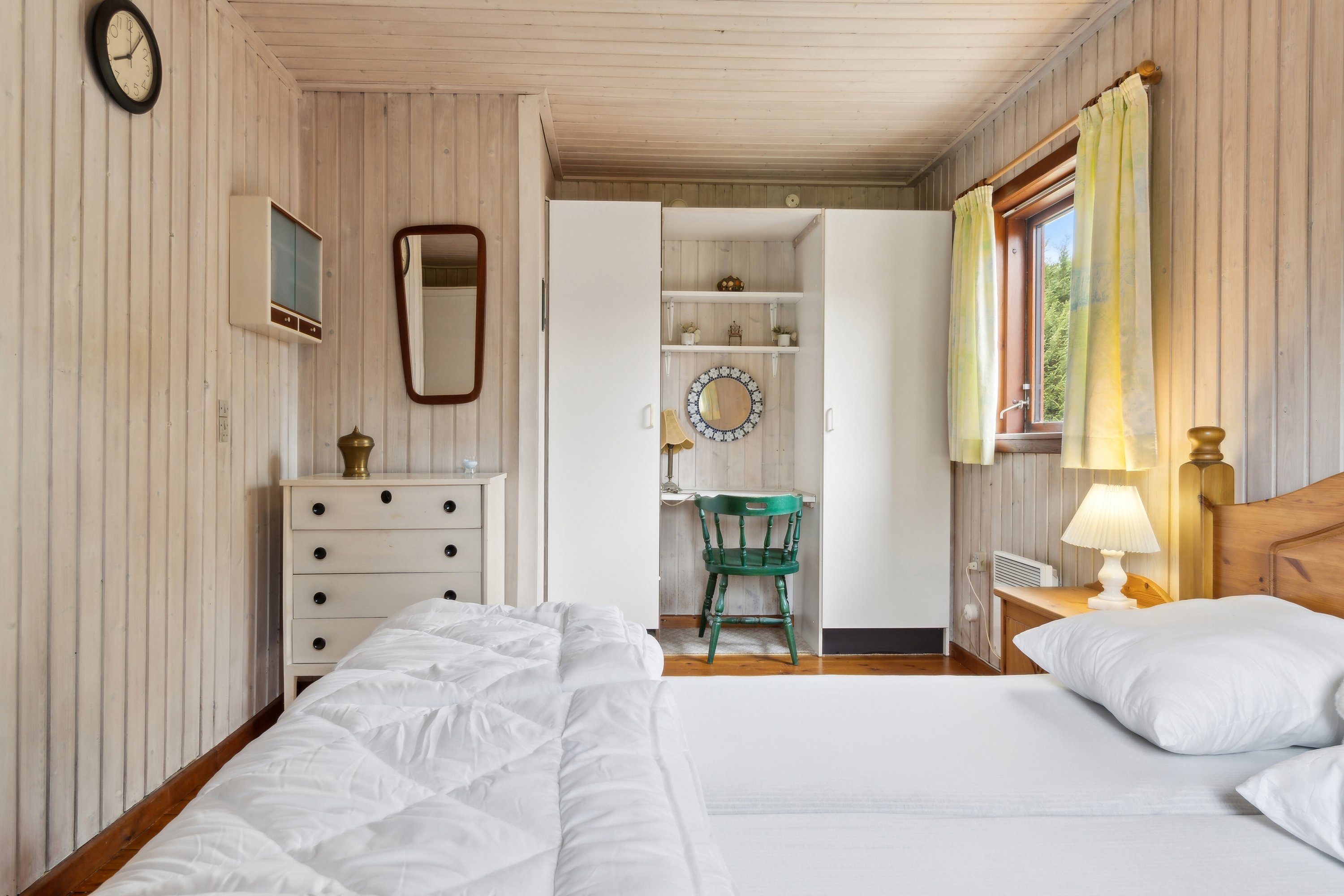 Fremhævet soveværelse billede i fuldskærmstilstand. Billede af Olaf Poulsensvej 5, Evetofte, 3370 Melby