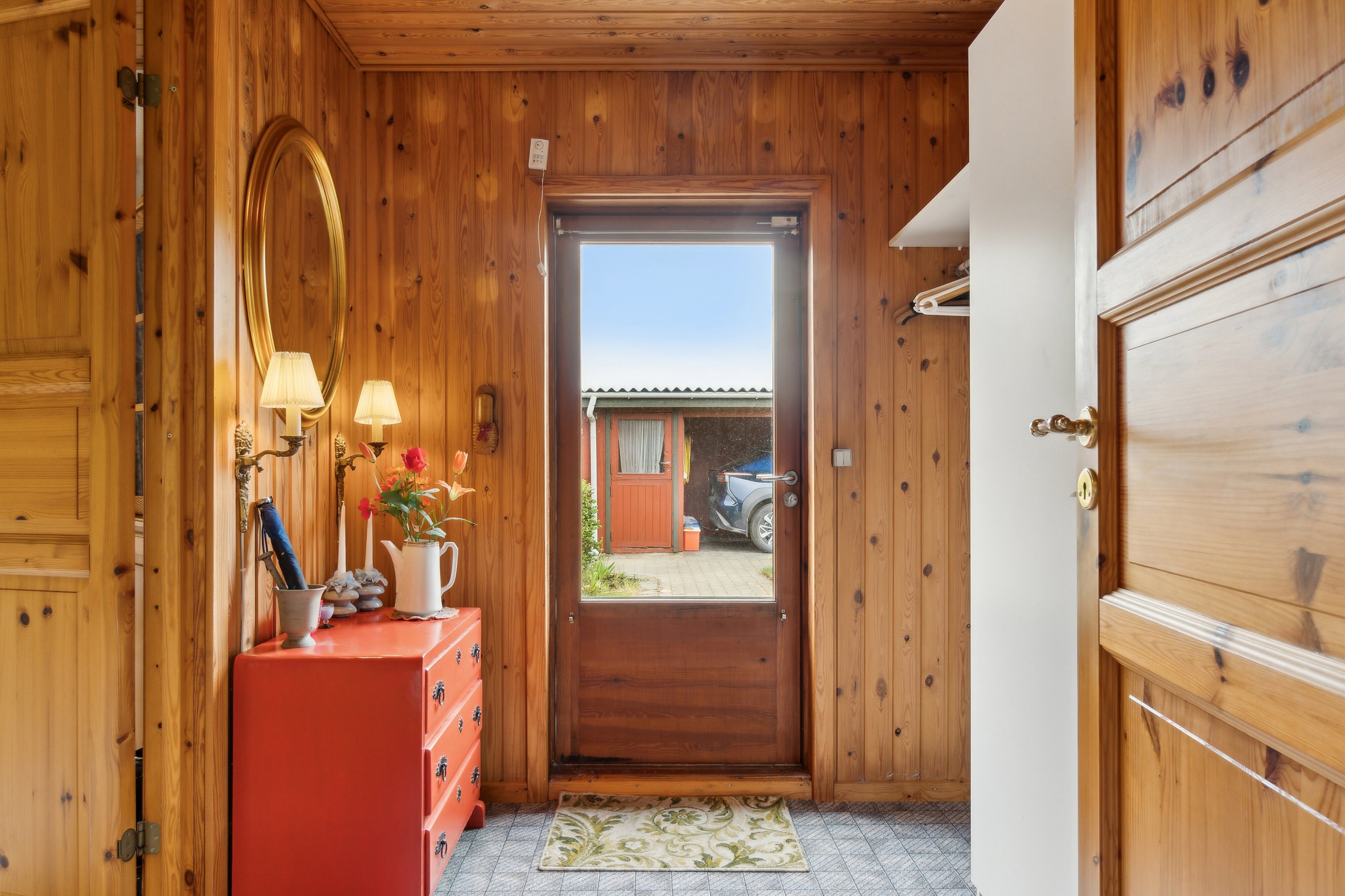 Fremhævet indendørs billede i fuldskærmstilstand. Billede af Olaf Poulsensvej 5, Evetofte, 3370 Melby