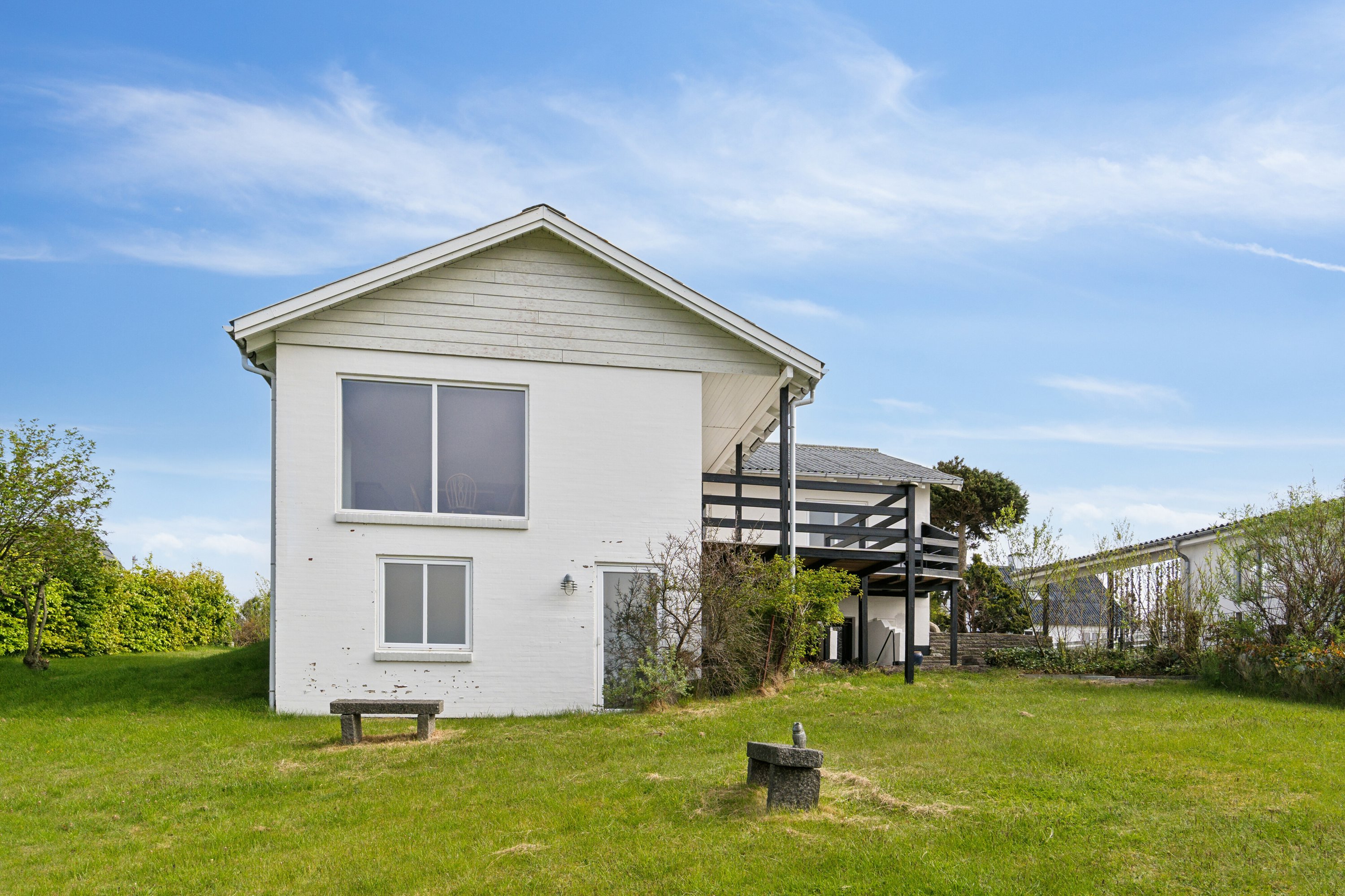 Fremhævet set fra haven billede i fuldskærmstilstand. Billede af Stenbjerg Kirke Vej 97A, Stenbjerg, 7752 Snedsted