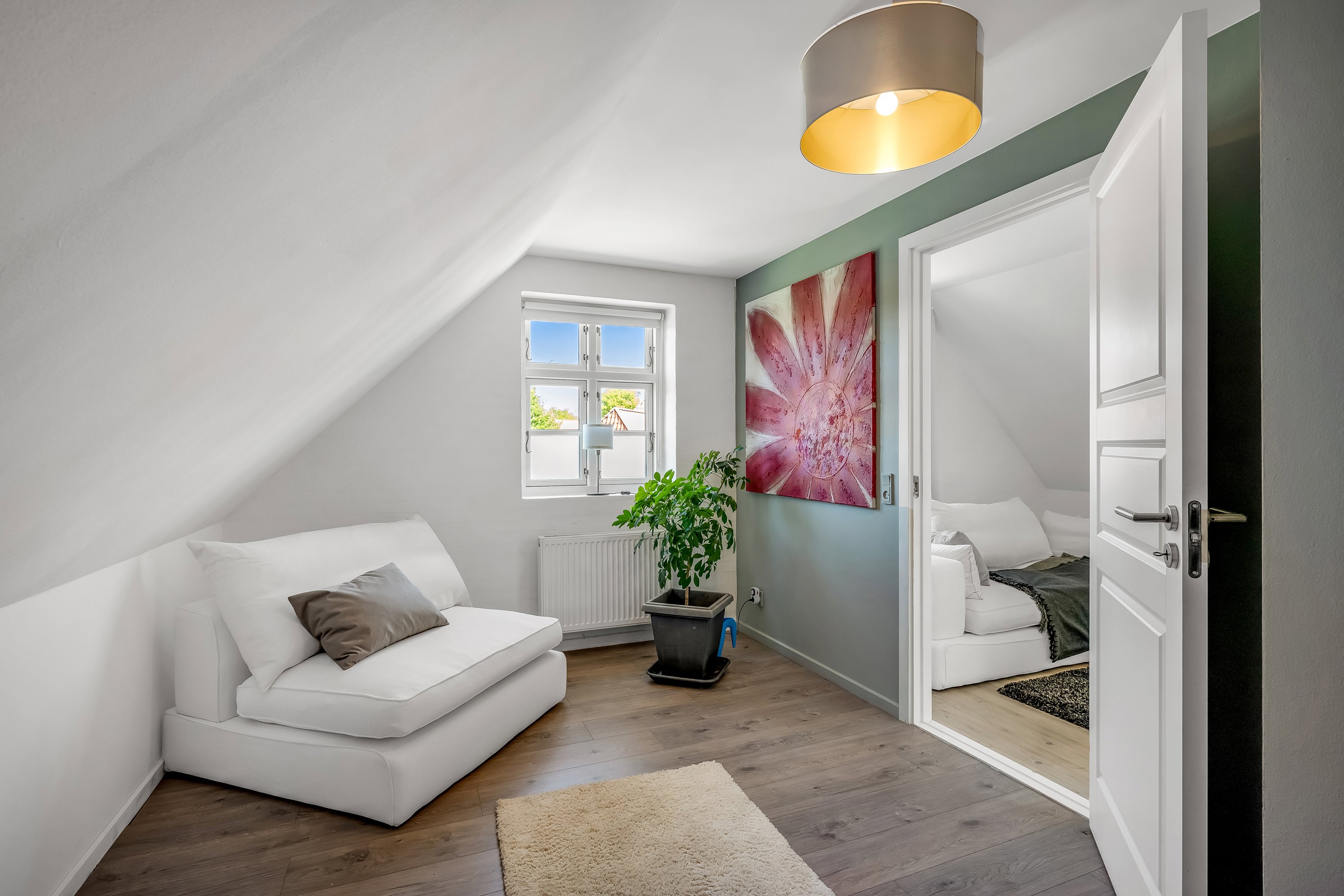 Fremhævet andet billede i fuldskærmstilstand. Billede af Strædet 1, Møgeltønder, 6270 Tønder