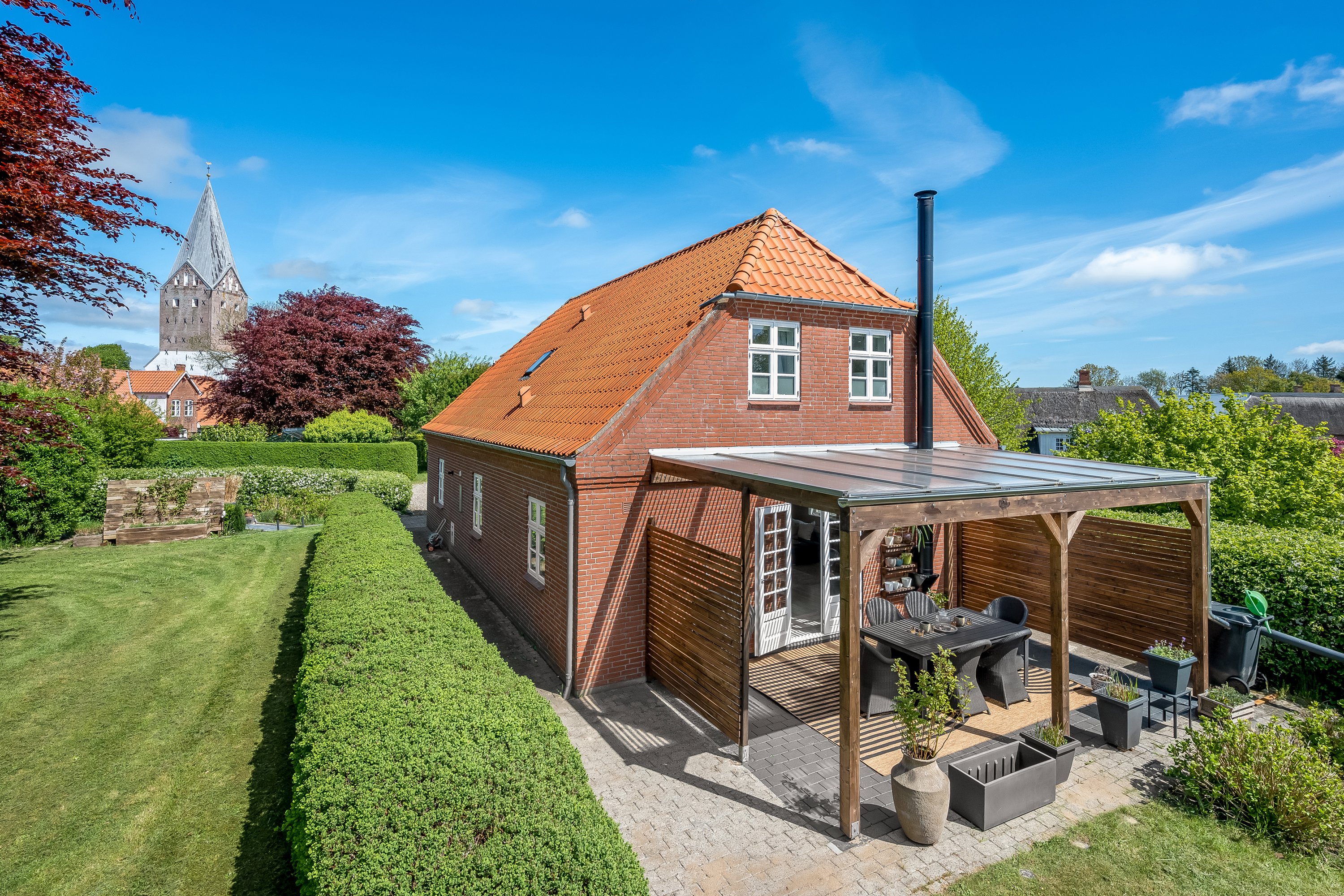 Miniaturebillede 1: facade. Billede af Strædet 1, Møgeltønder, 6270 Tønder