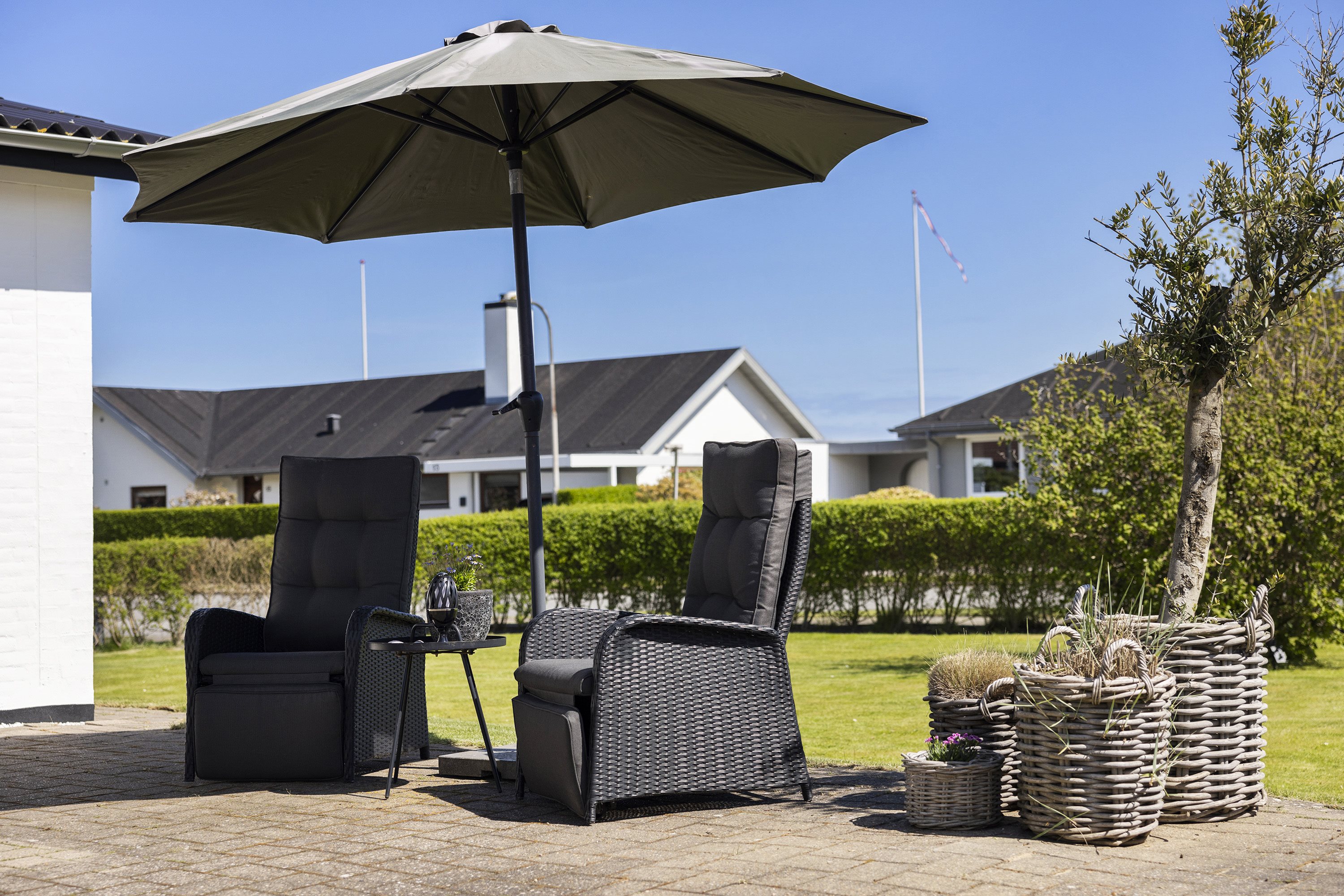 Fremhævet terrasse billede i fuldskærmstilstand. Billede af Gustav Wieds Vej 1, 9900 Frederikshavn