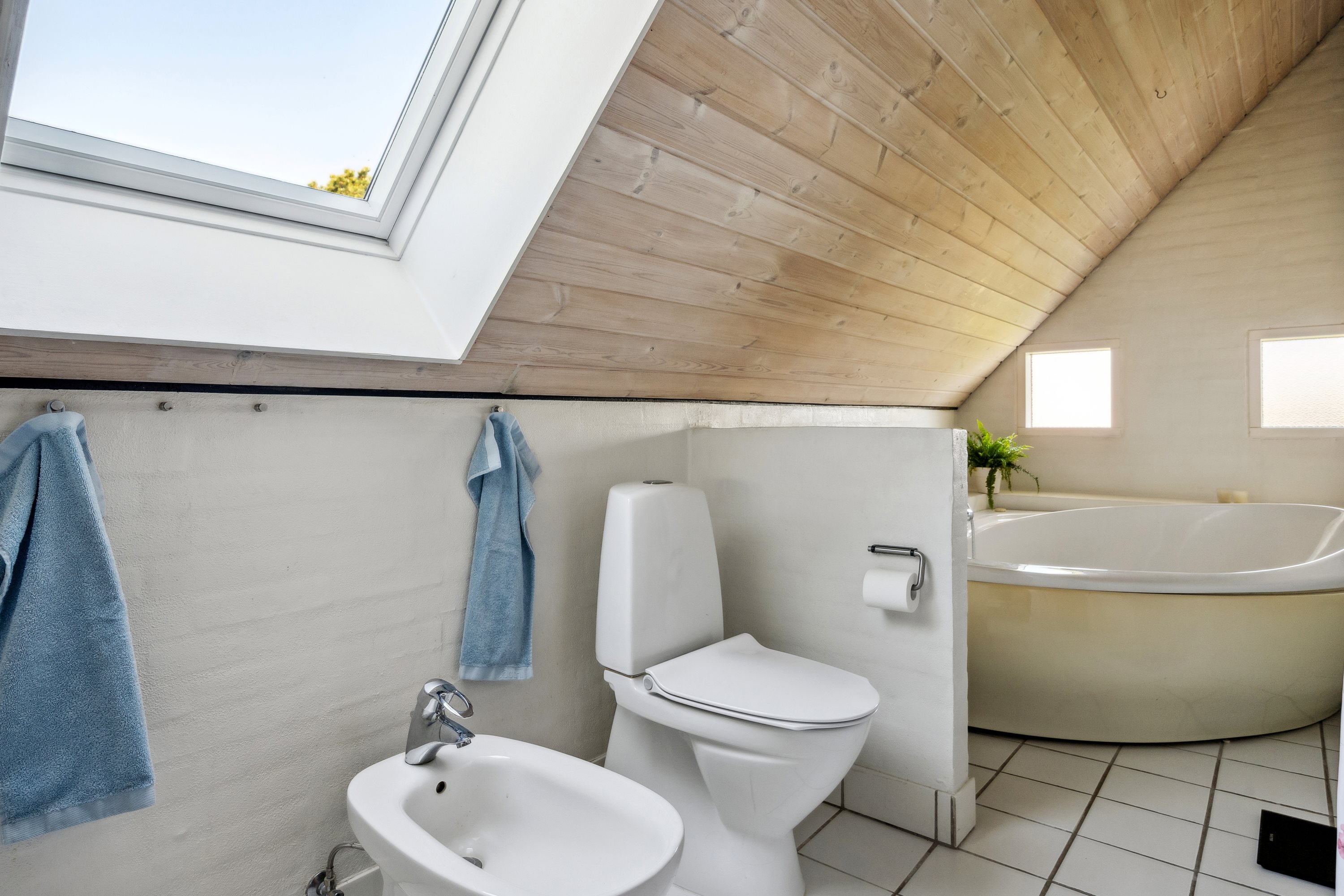 Fremhævet badeværelse billede i fuldskærmstilstand. Billede af Birkevej 15, 8240 Risskov