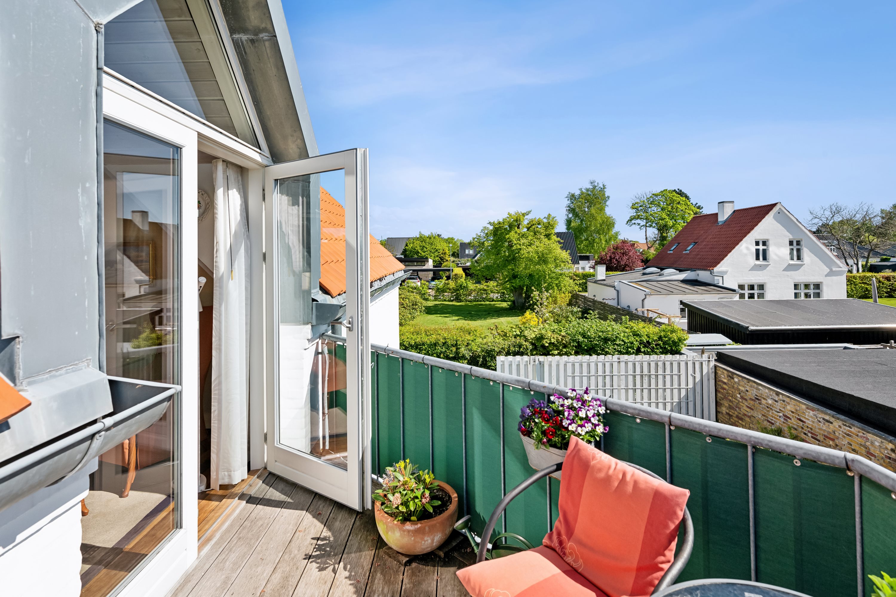 Fremhævet altan billede i fuldskærmstilstand. Billede af Birkevej 15, 8240 Risskov