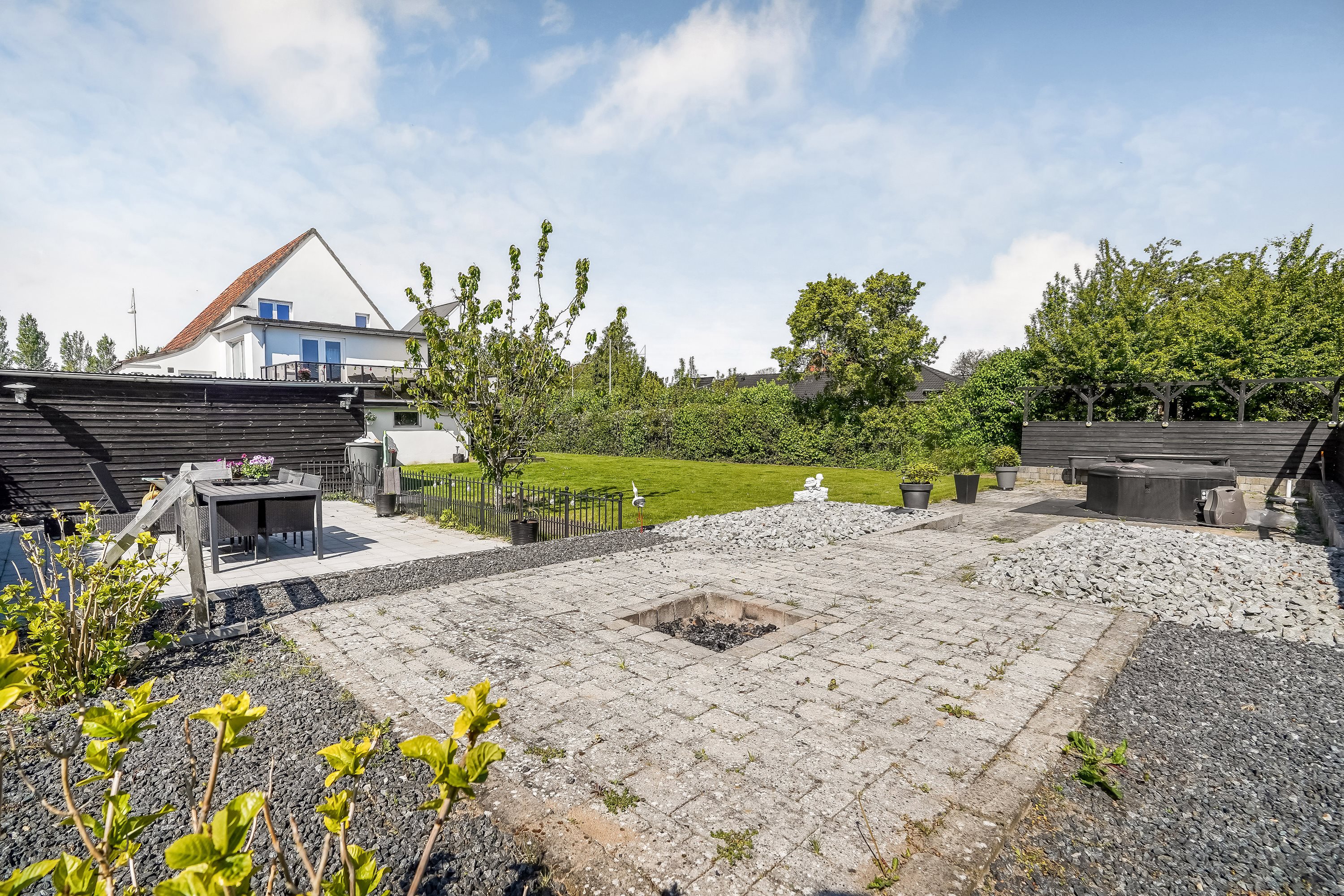 Fremhævet have billede i fuldskærmstilstand. Billede af Kauslundevej 85, Kauslunde, 5500 Middelfart